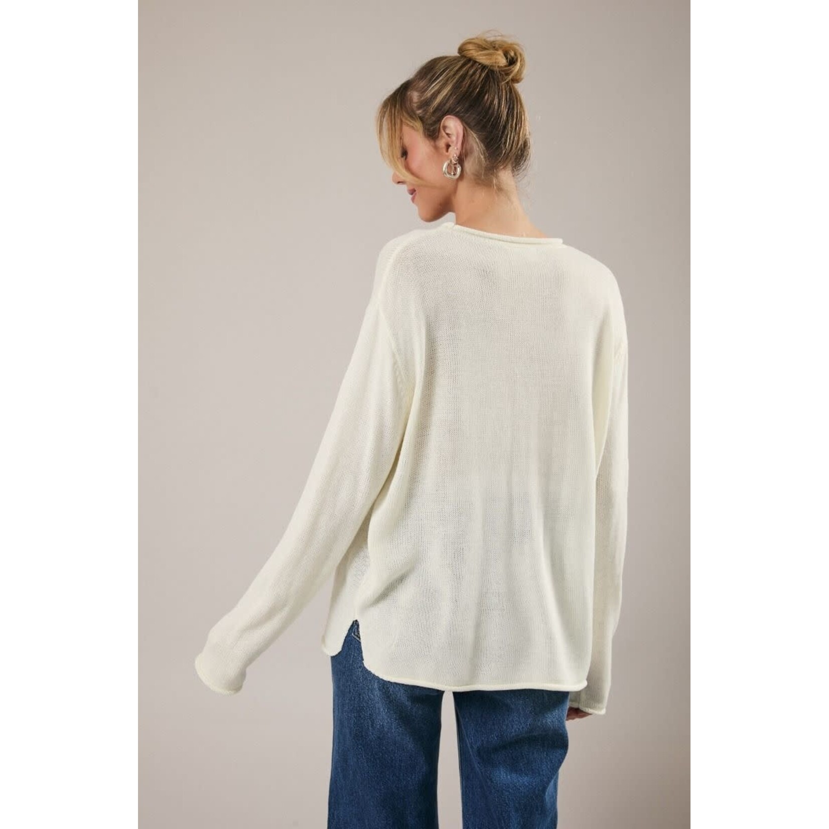 WHITE & NAVY BEACH SWEATER