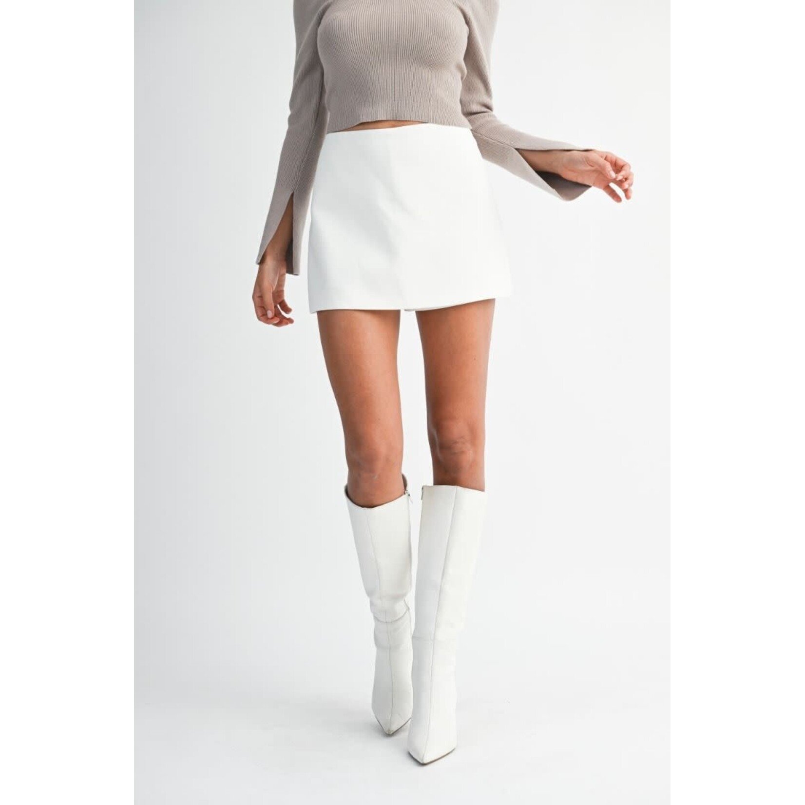 WHITE HIGH WAISTED SKORT