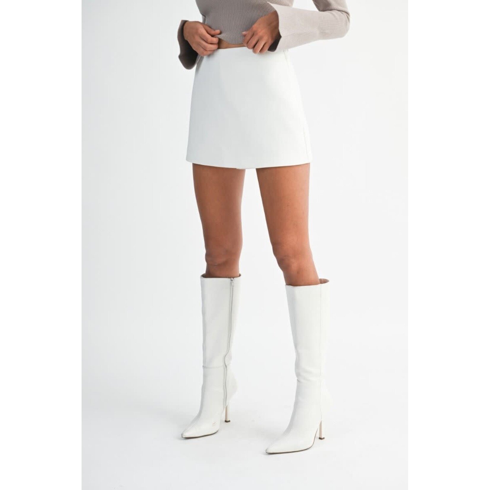 WHITE HIGH WAISTED SKORT