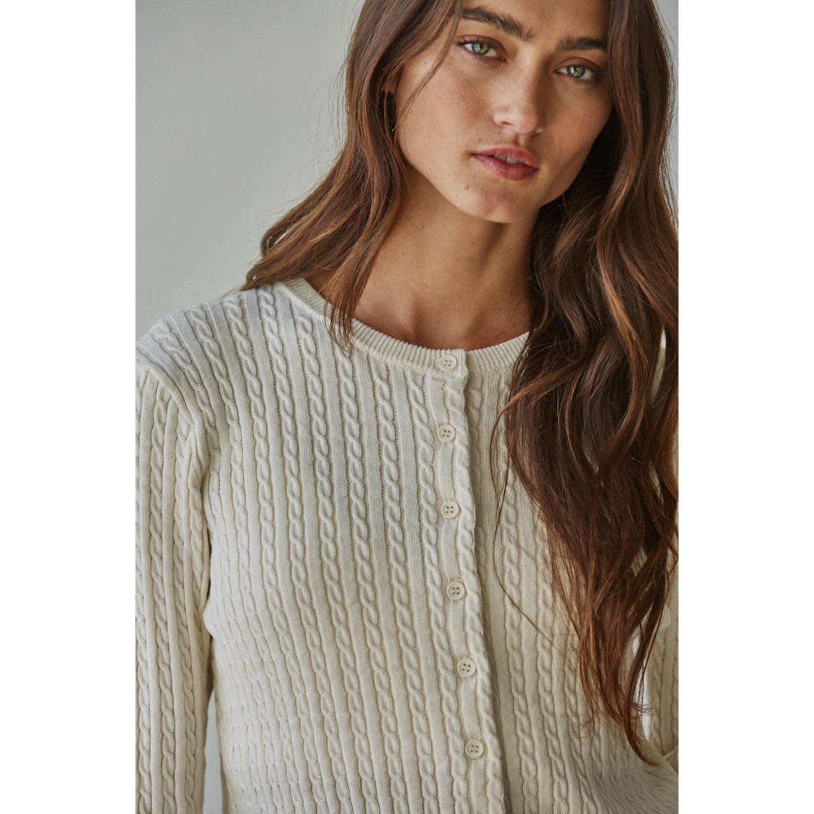 CREAM CABLE KNIT CARDIGAN TOP