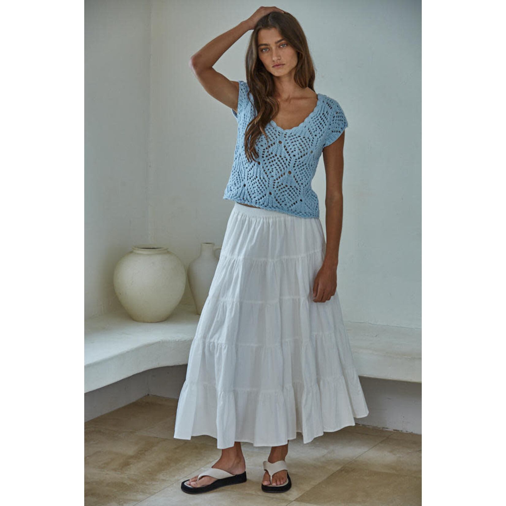 AVAILABLE IN NATURAL AND POWDER BLUE