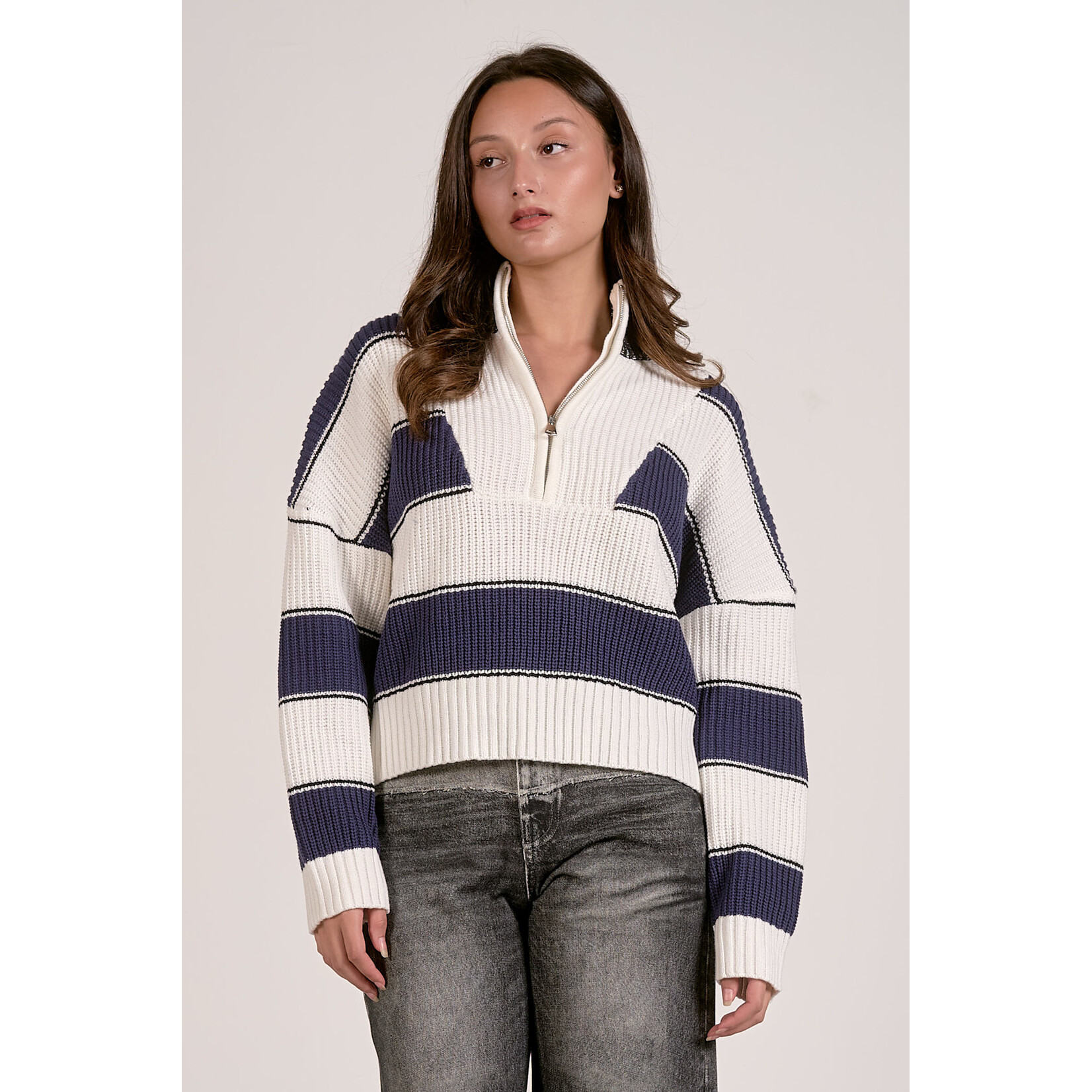 WHITE/NAVY STRIPED QUARTER ZIP