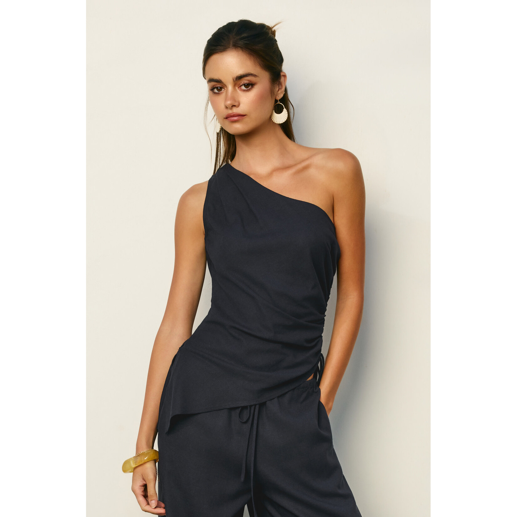 HEAVEN SENT NAVY ONE SHOULDER TOP
