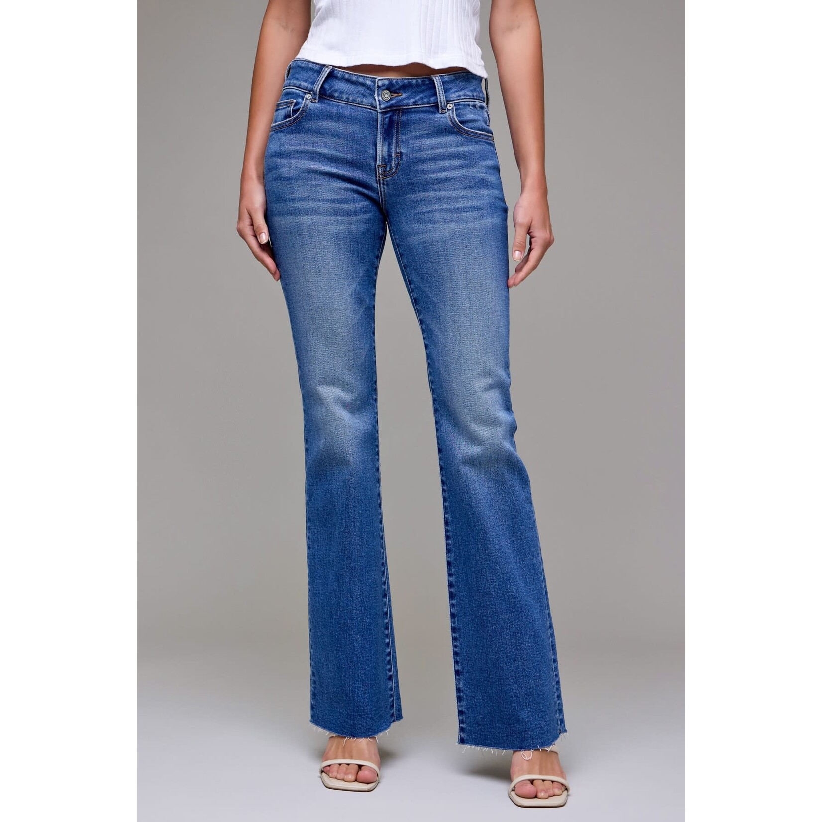 HIDDEN MEDIUM WASH LOW RISE BOOTCUT