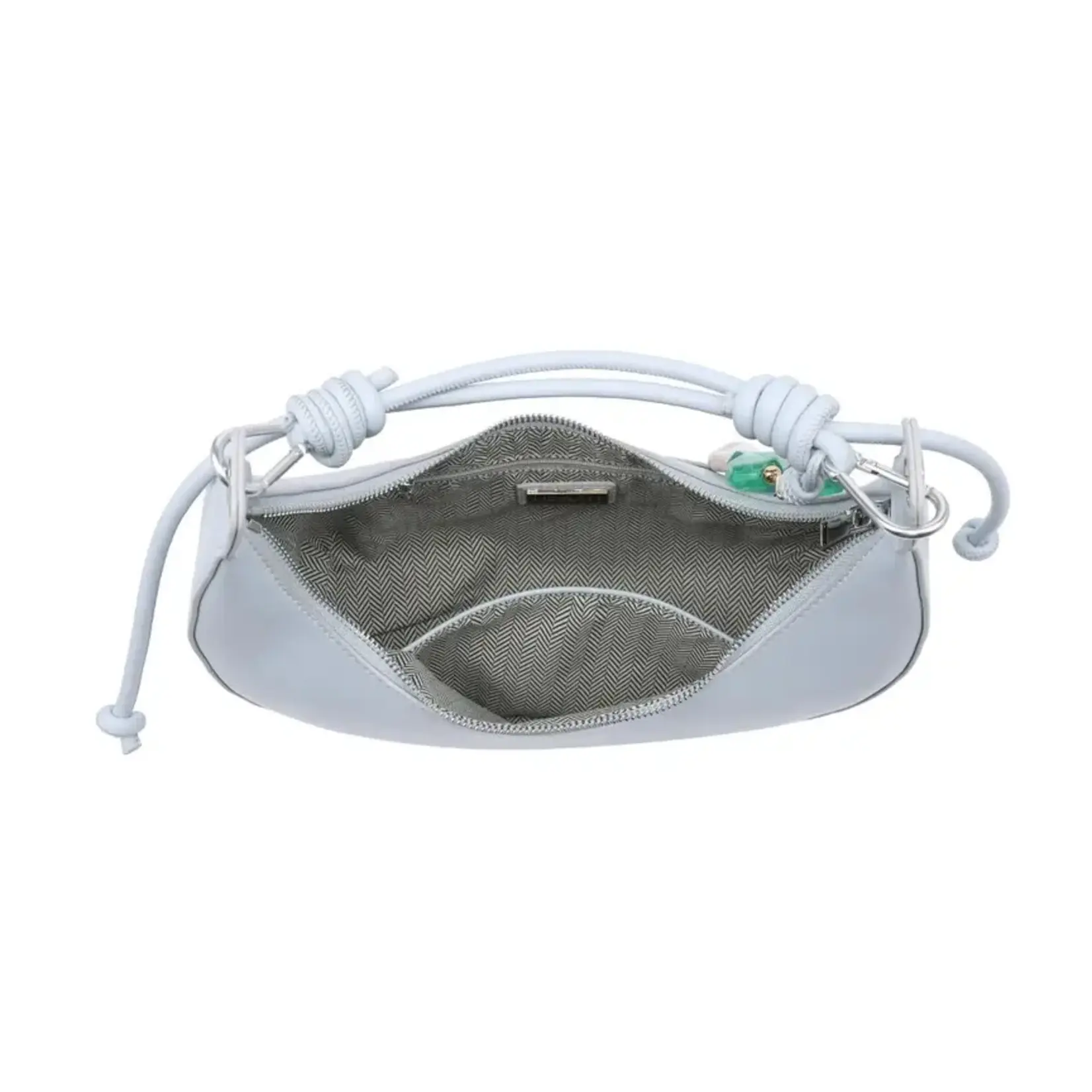 AVAILABLE IN CREAM AND BLUE