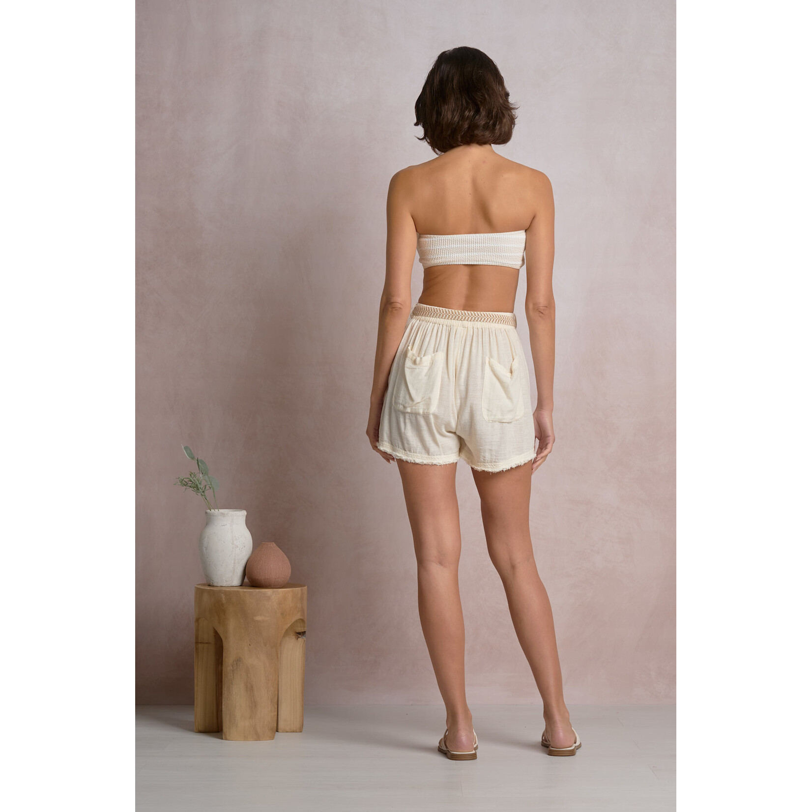 elan OFF WHITE DRAWSTRING SHORTS