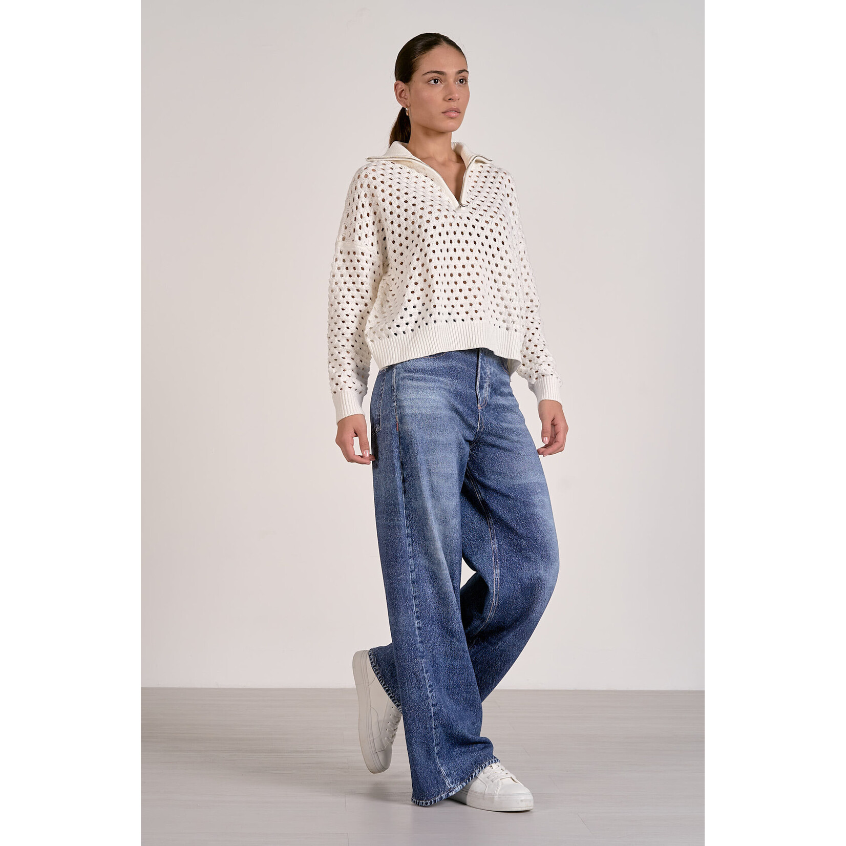 WHITE CROCHET QUARTER ZIP