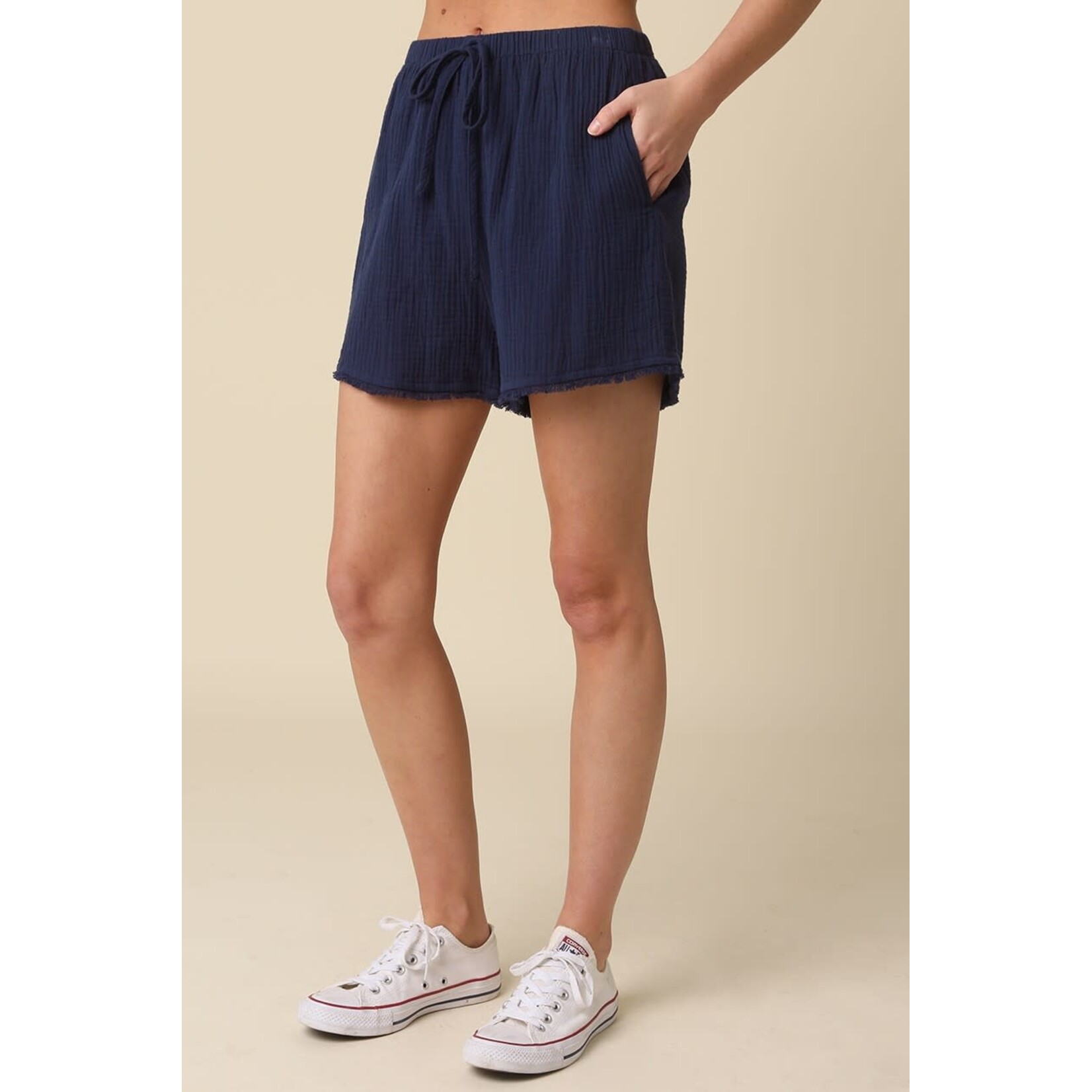 NAVY DRAWSTRING ELASTIC SHORTS