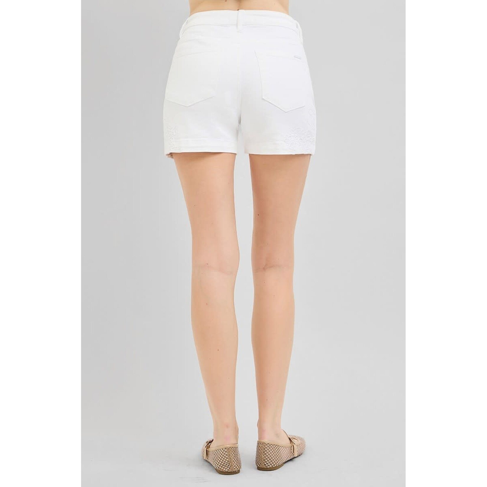 WHITE HIGH RISE EMBROIDERED SHORTS