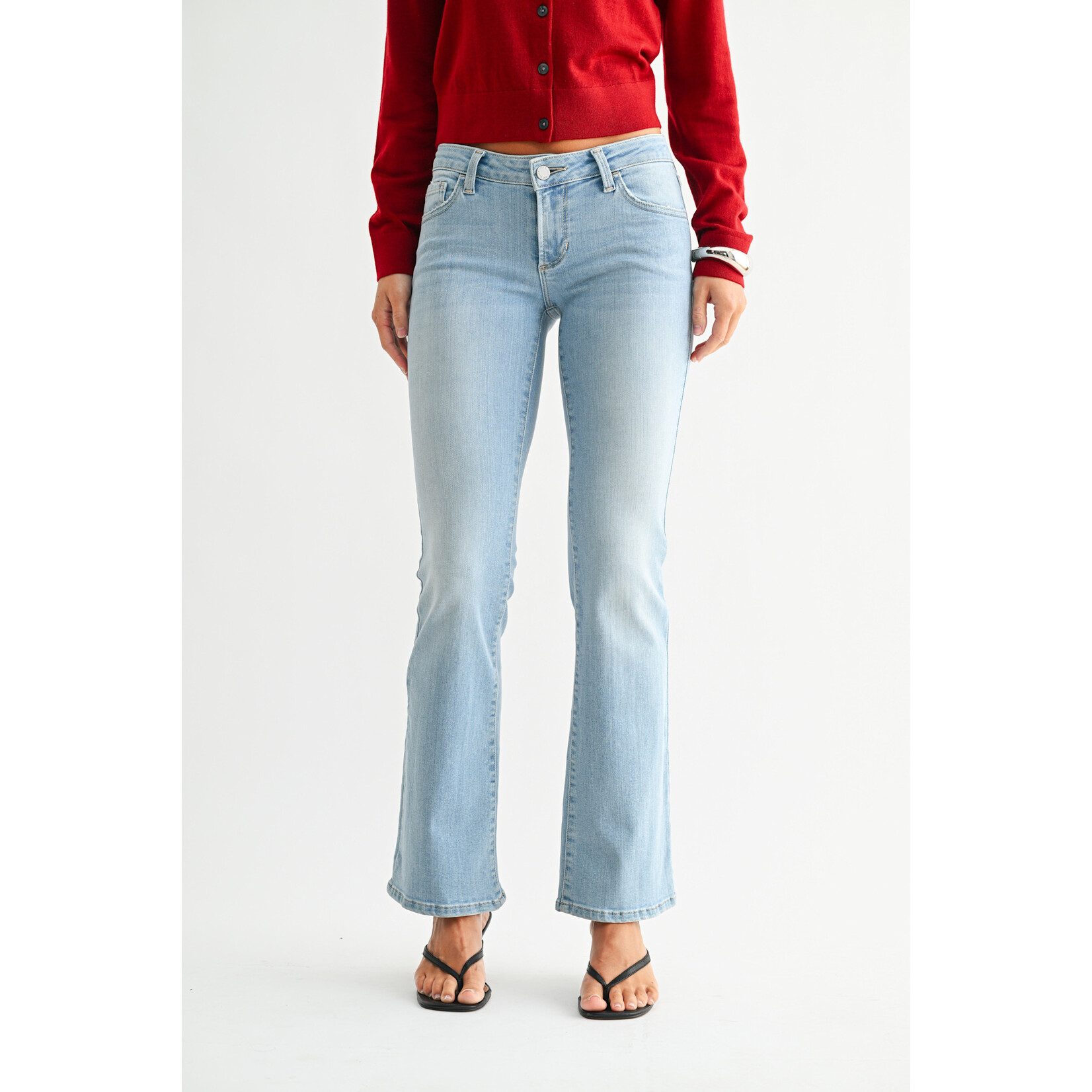 SUPER LOW RISE CROP FLARE