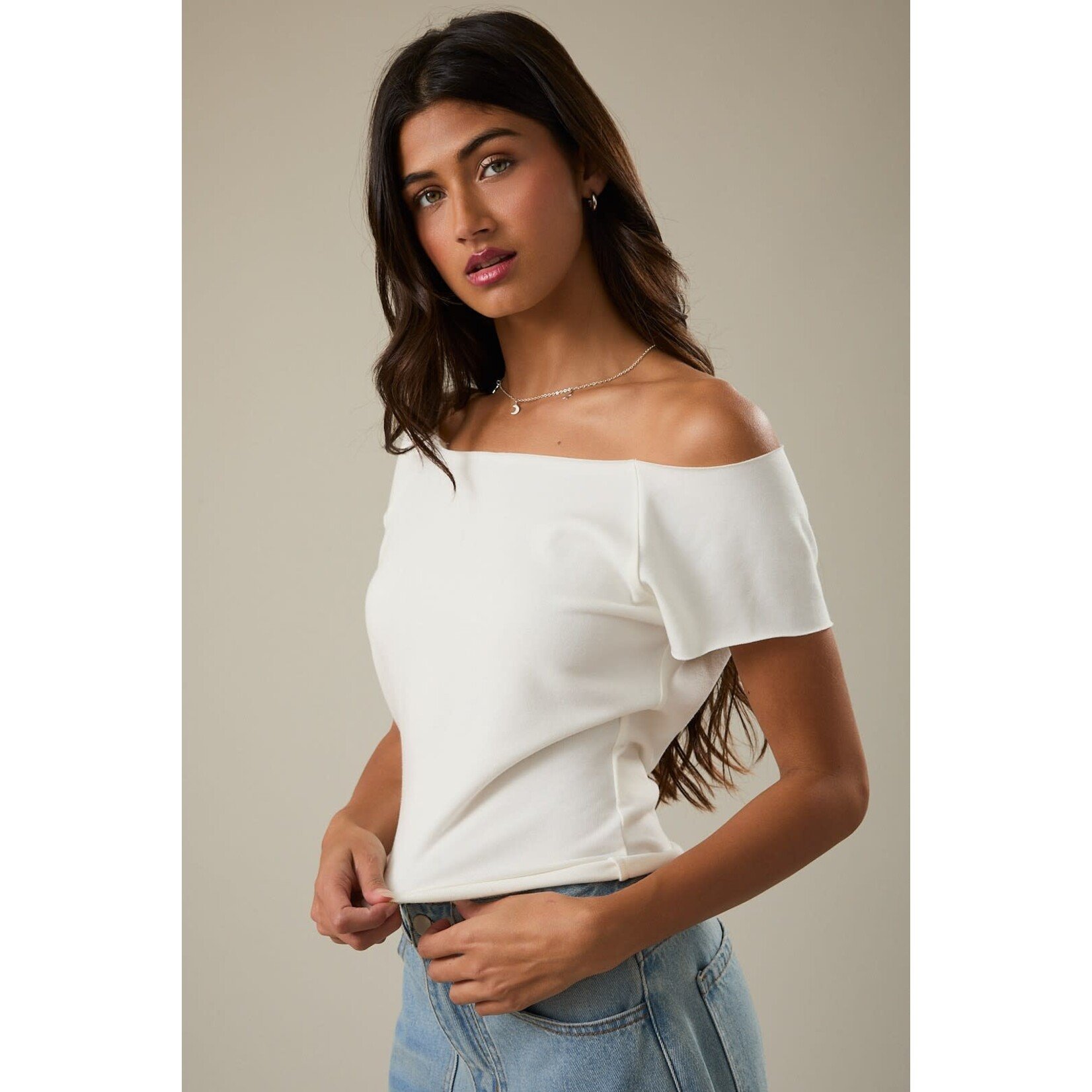 AVAILABLE IN WHITE & NAVY