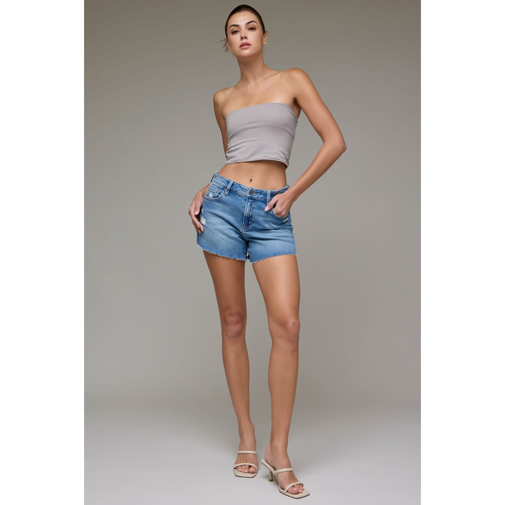 HIDDEN STRETCH SHORTS