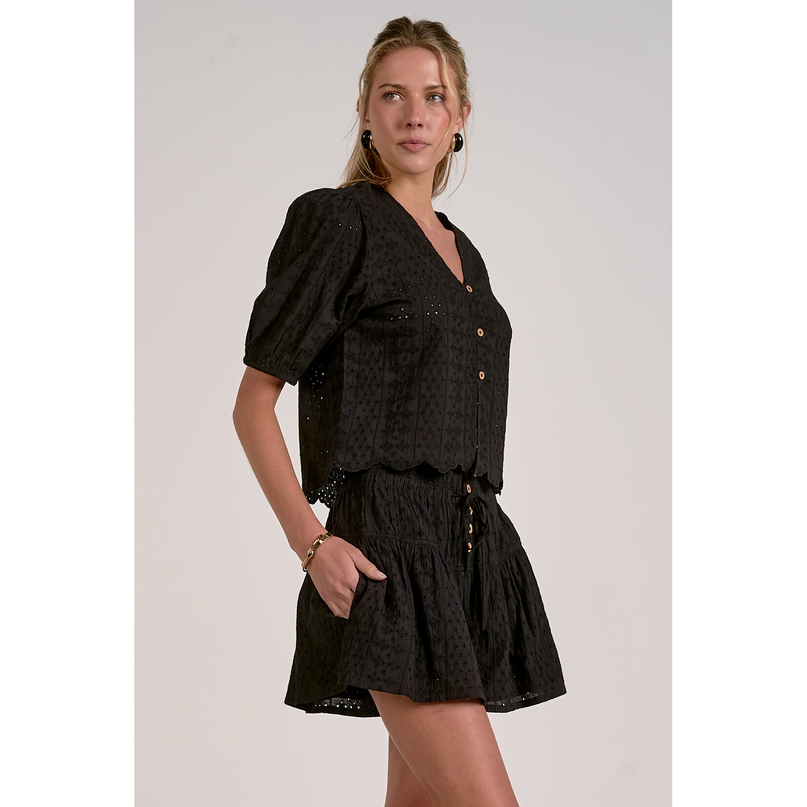 elan PAIRS WITH OUR JAIMIE TOP