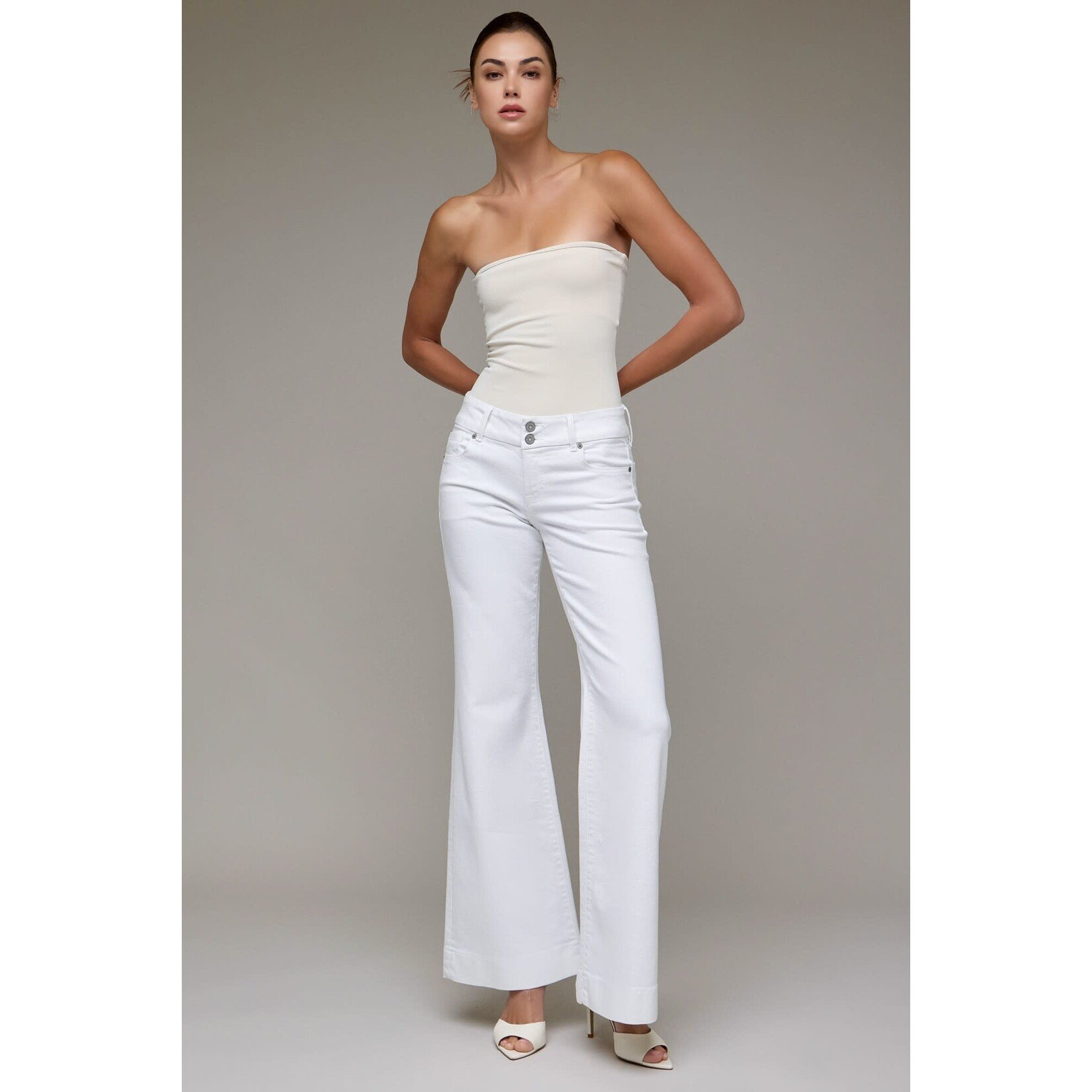 HIDDEN LOW RISE COMFORT FLARE JEAN