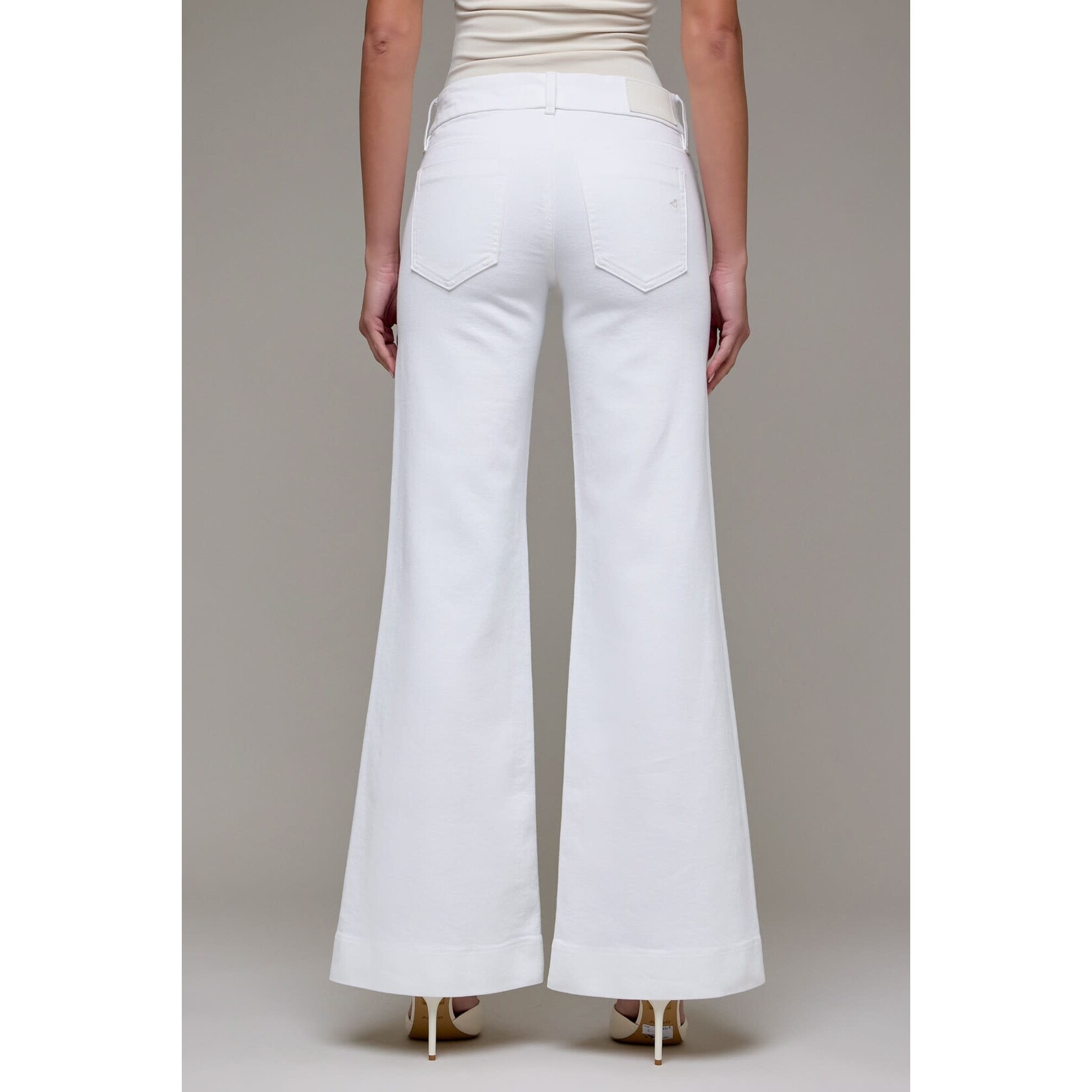 HIDDEN LOW RISE COMFORT FLARE JEAN