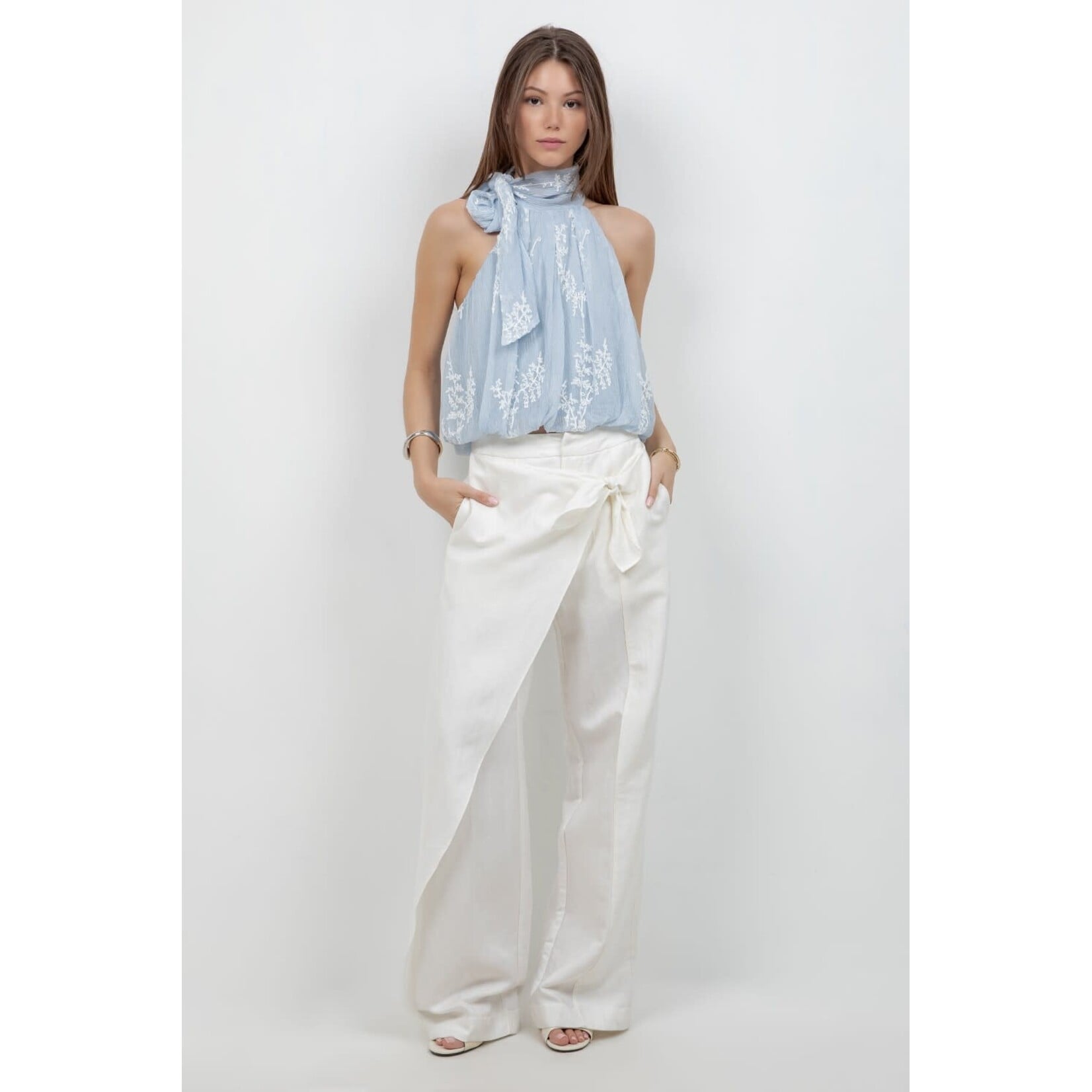 THE DAISY TOP