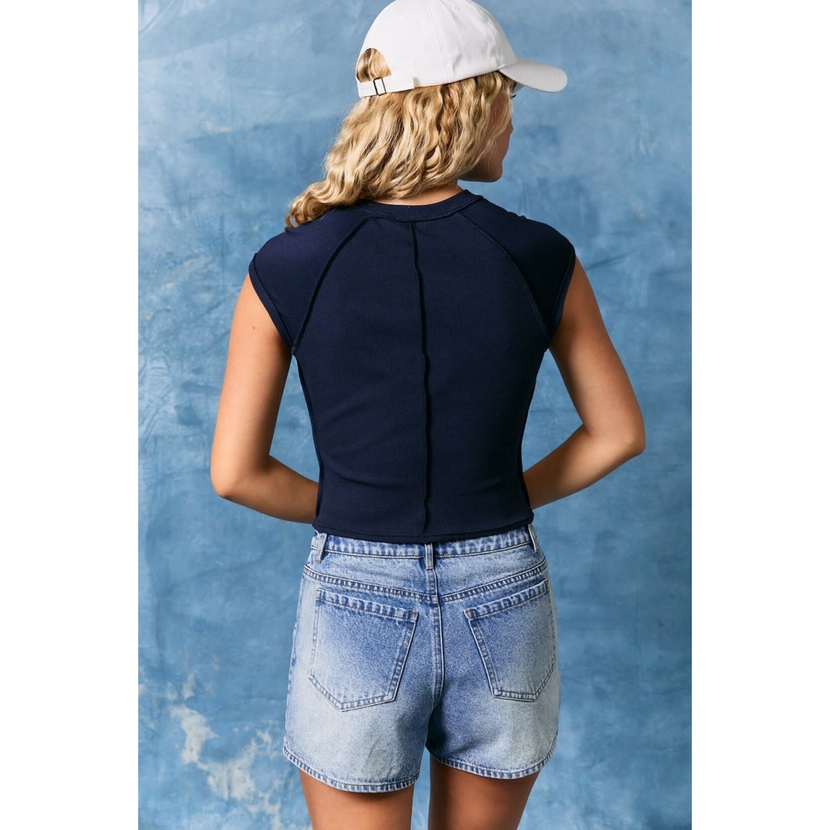 AVAILABLE IN NAVY & WHITE