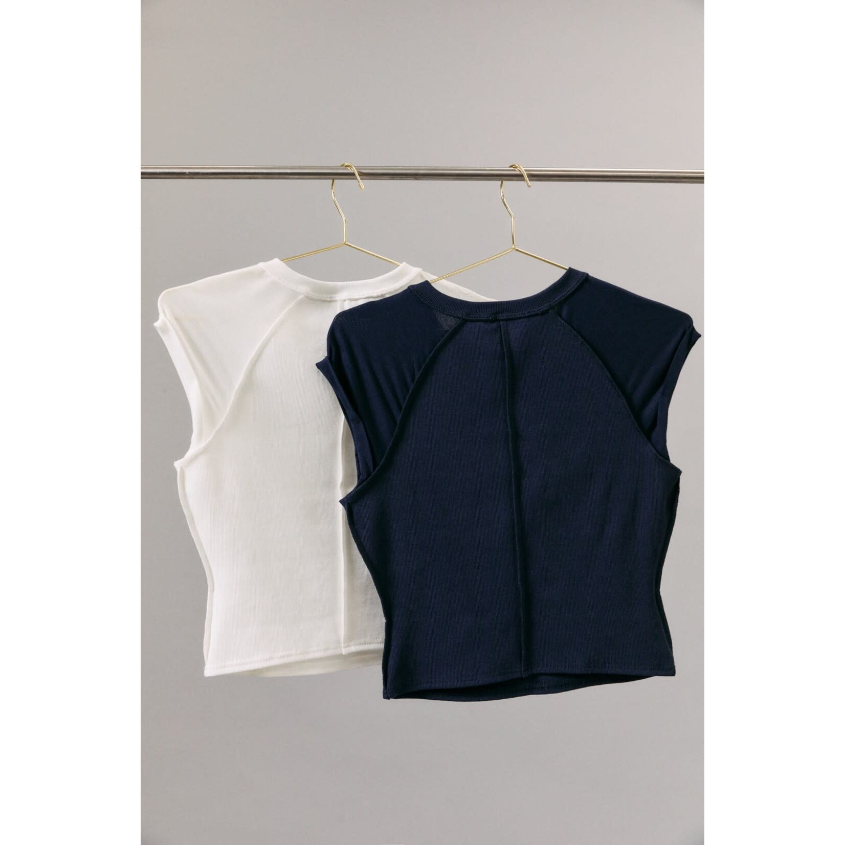 AVAILABLE IN NAVY & WHITE