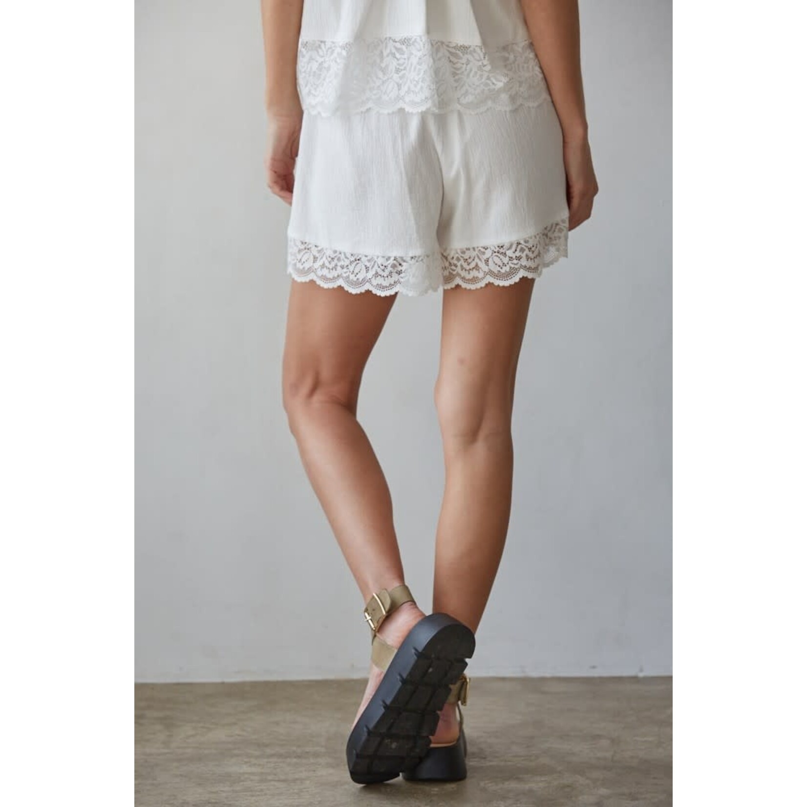 PAIRS WITH OUR ALYSEE TOP
