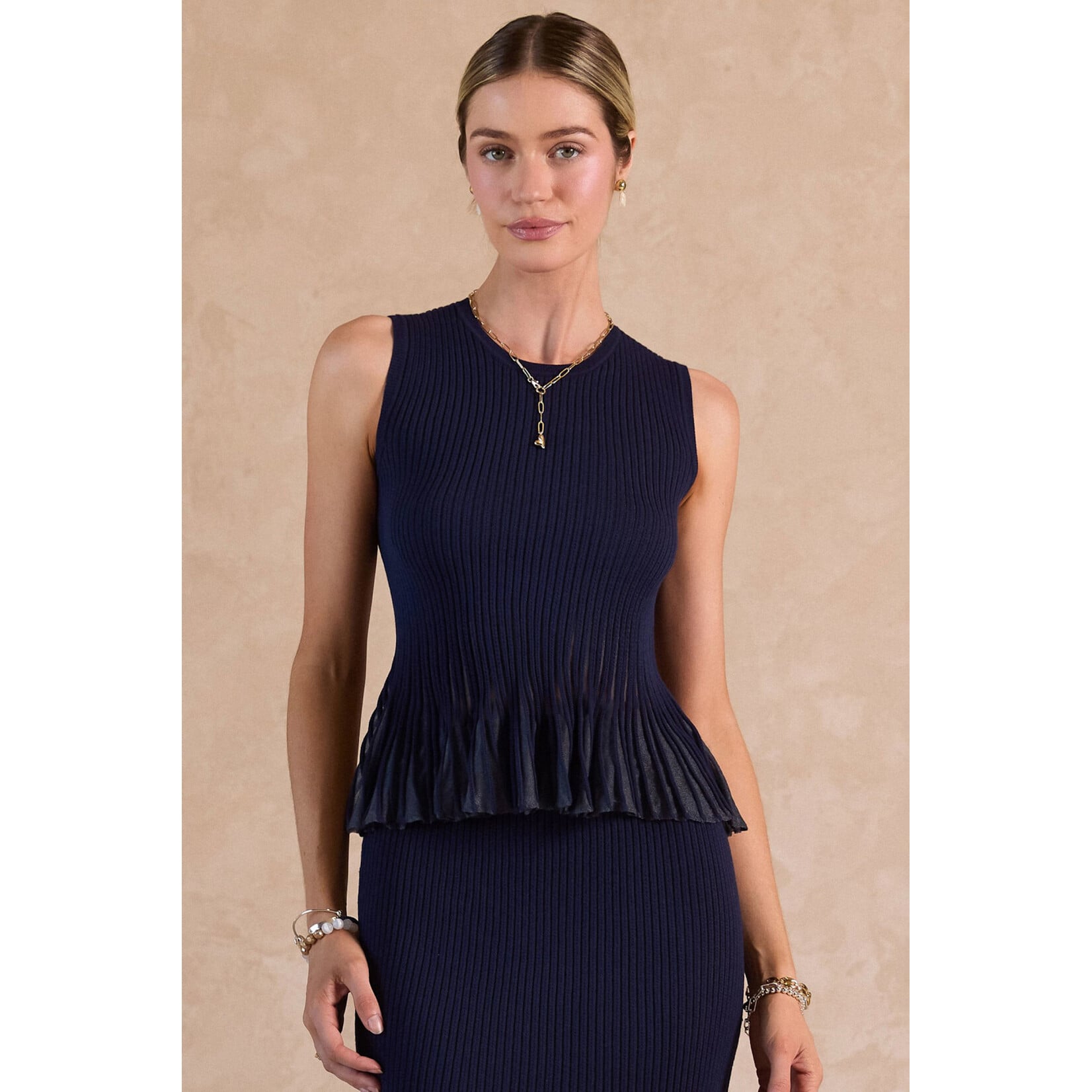 THE KARI TOP