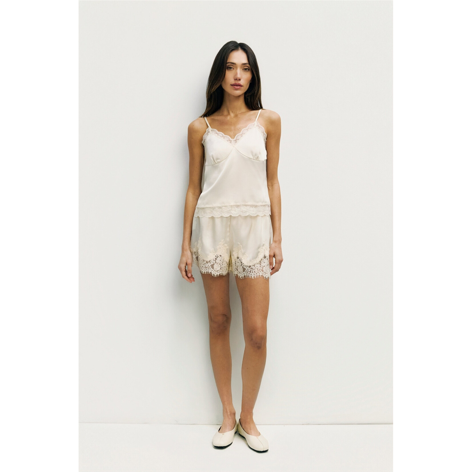 PAIRS WITH OUR SERA SHORTS