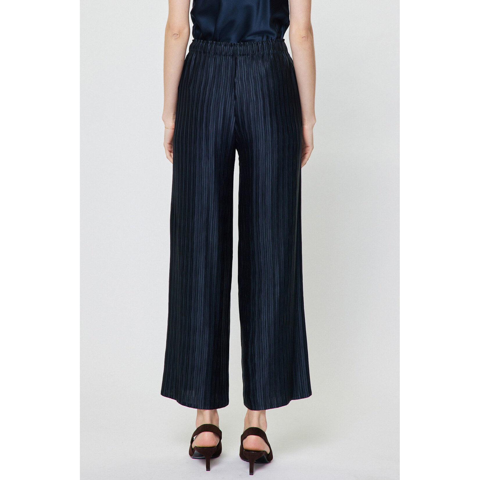PAIRS WITH OUR JEANETTE TOP