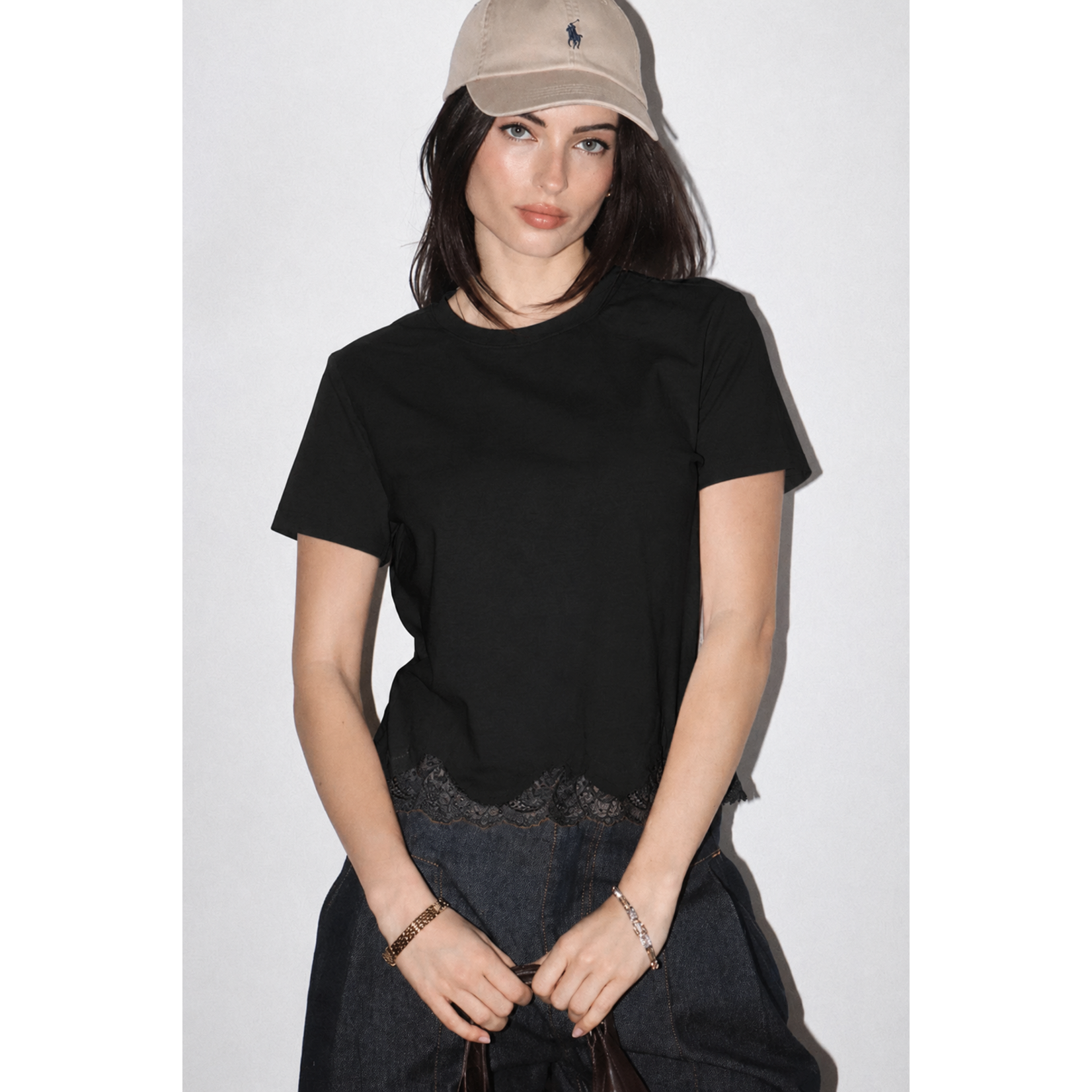 AVAILABLE IN WHITE AND BLACK