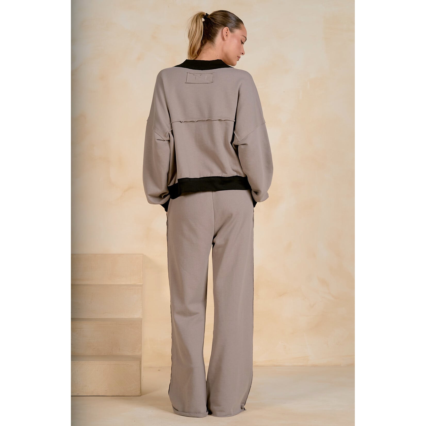 elan PAIRS WITH OUR TARA PANTS