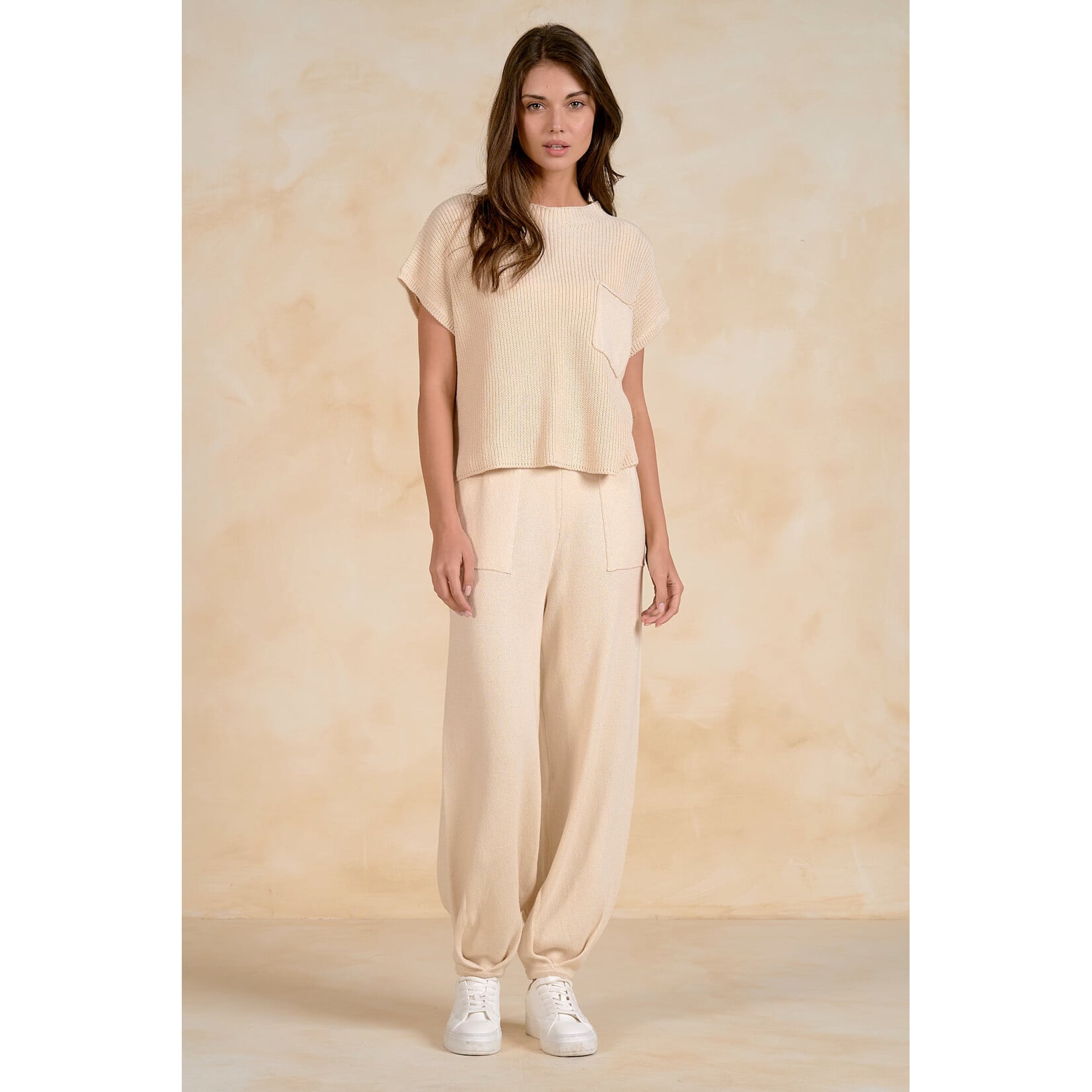 elan AVAILABLE IN NAVY & OATMEAL