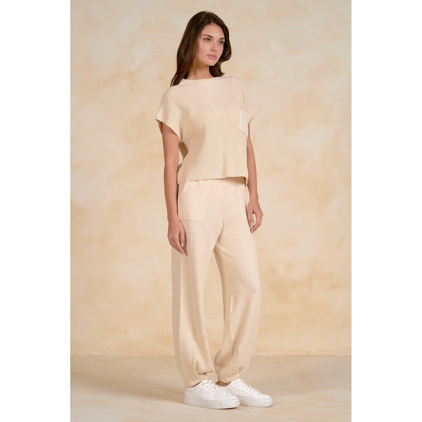 elan AVAILABLE IN NAVY & OATMEAL
