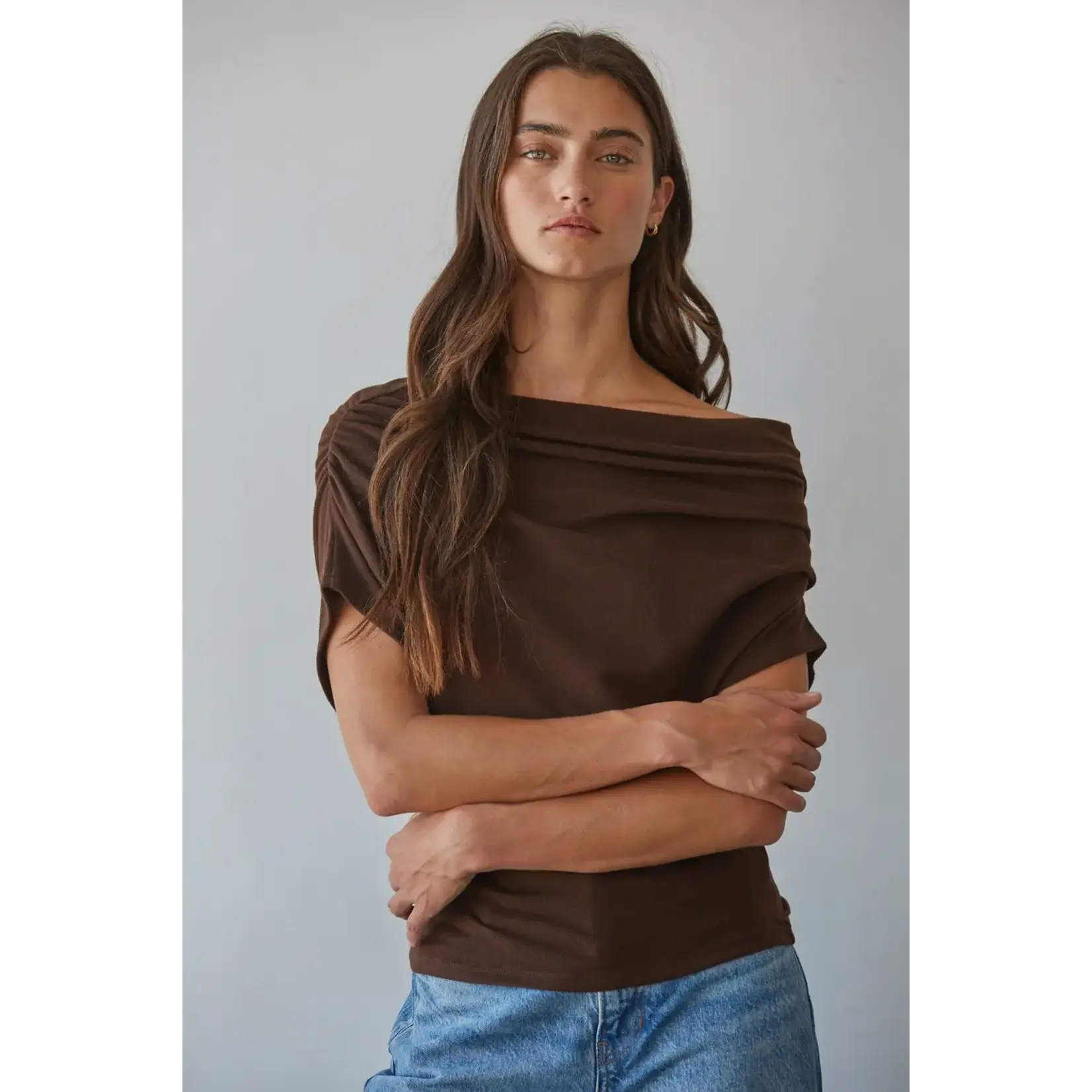 AVAILABLE IN BLACK, BROWN, AND NATURAL