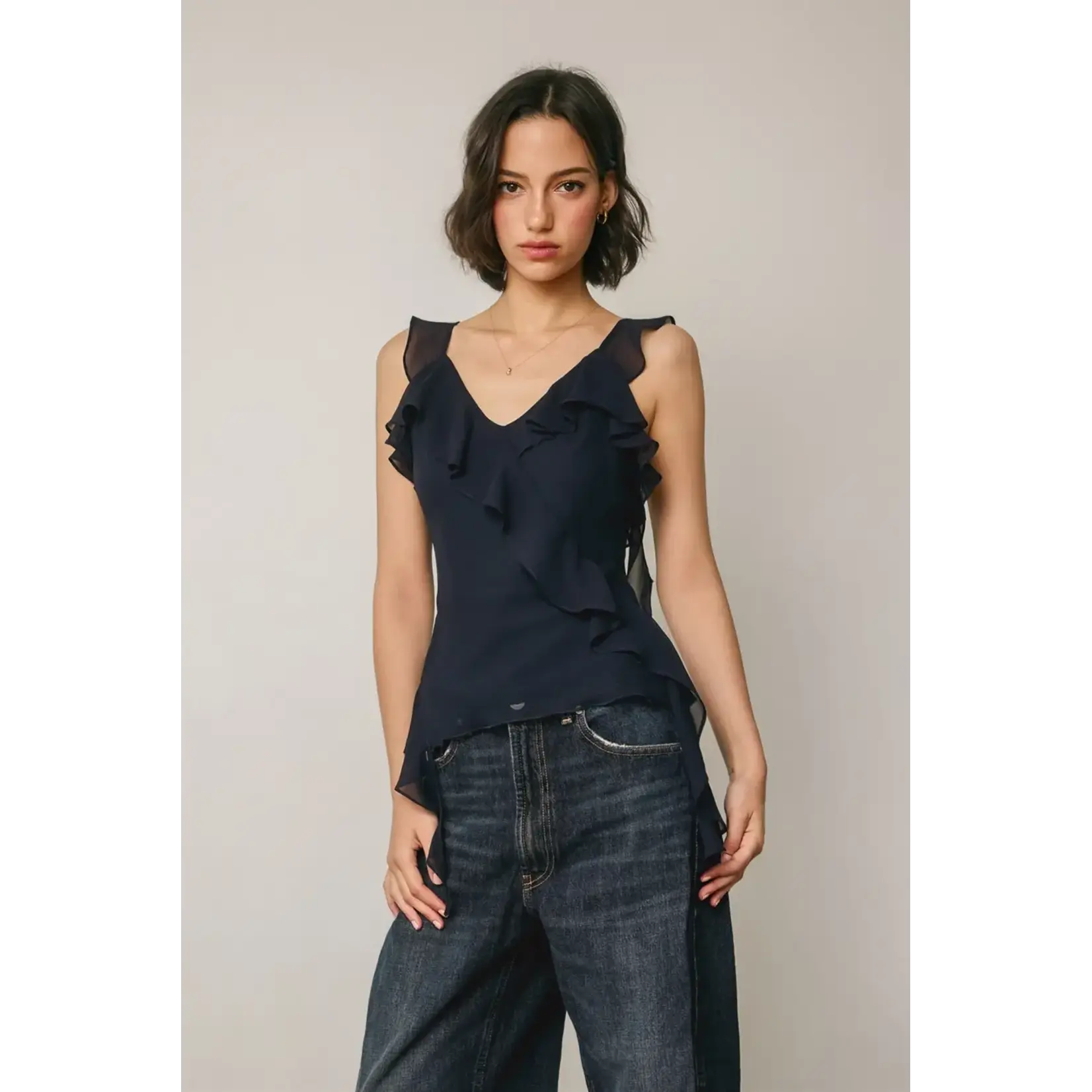 THE APRIL TOP