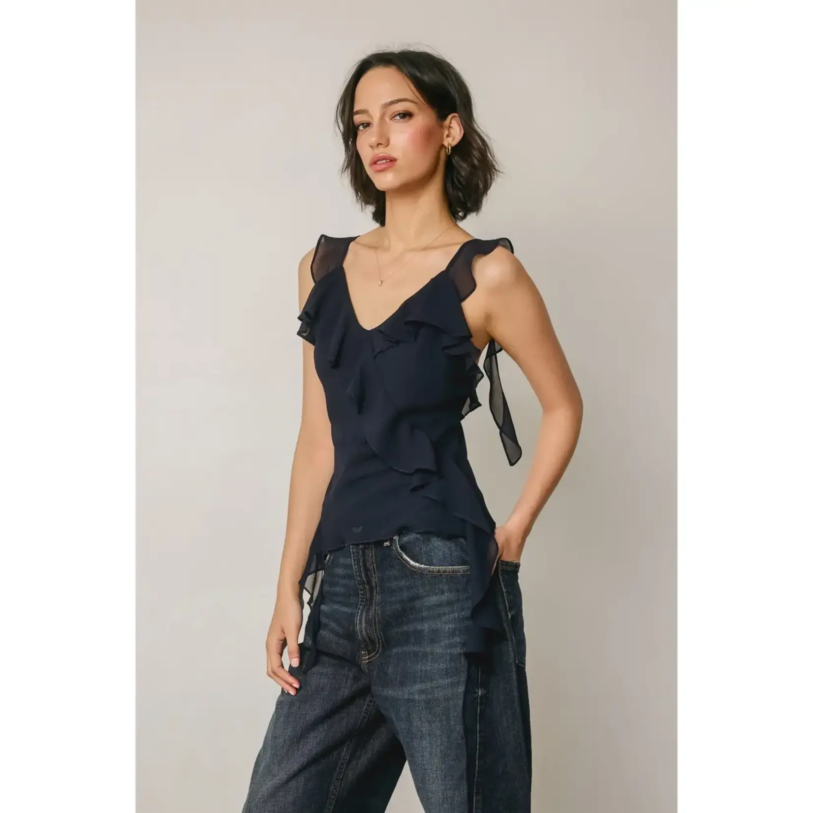 THE APRIL TOP