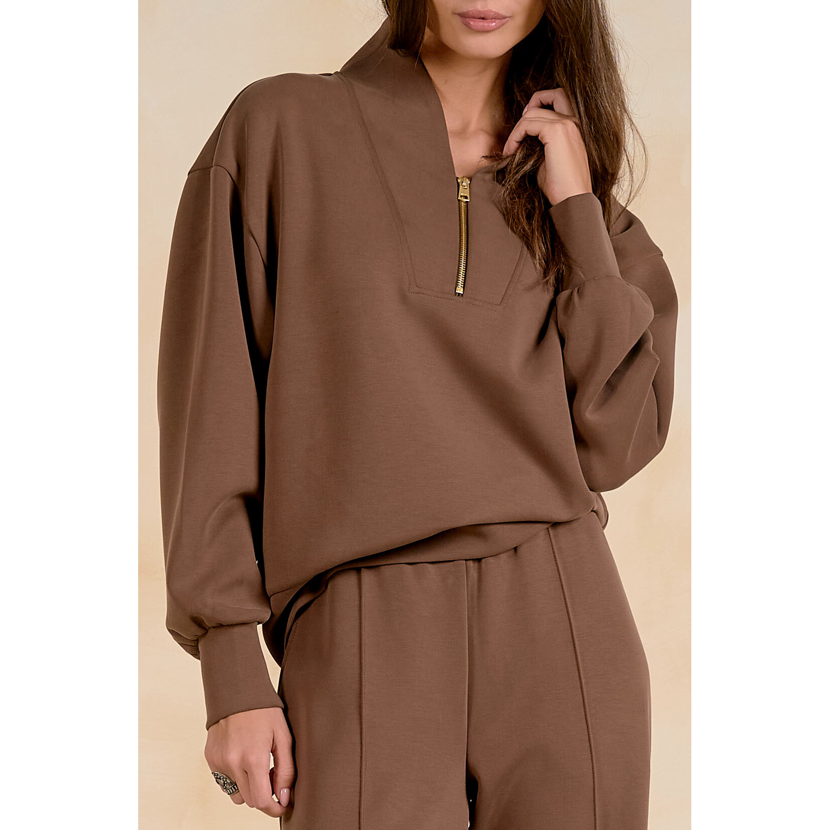 elan PAIRS WITH OUR MOCHA PANTS