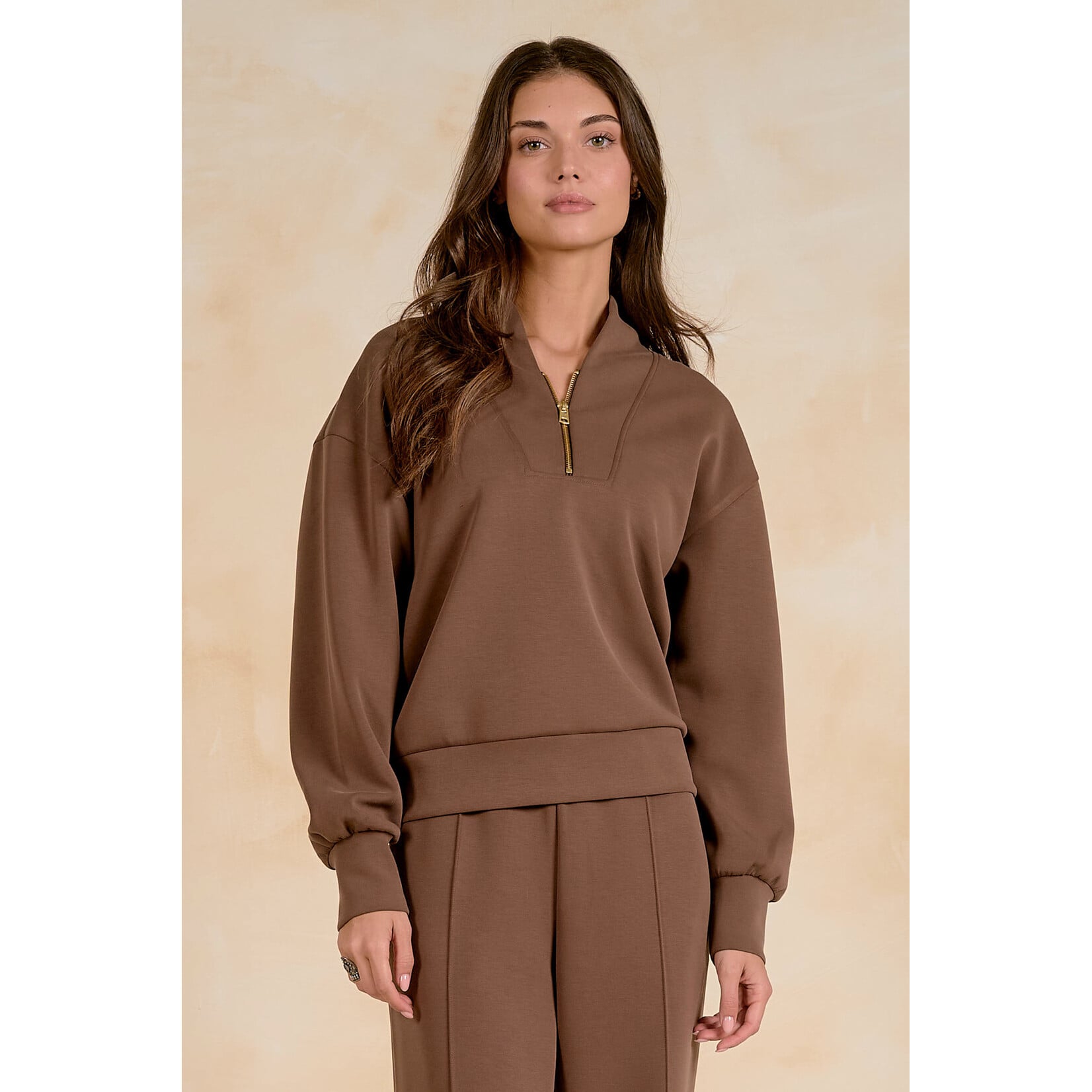 elan PAIRS WITH OUR MOCHA PANTS