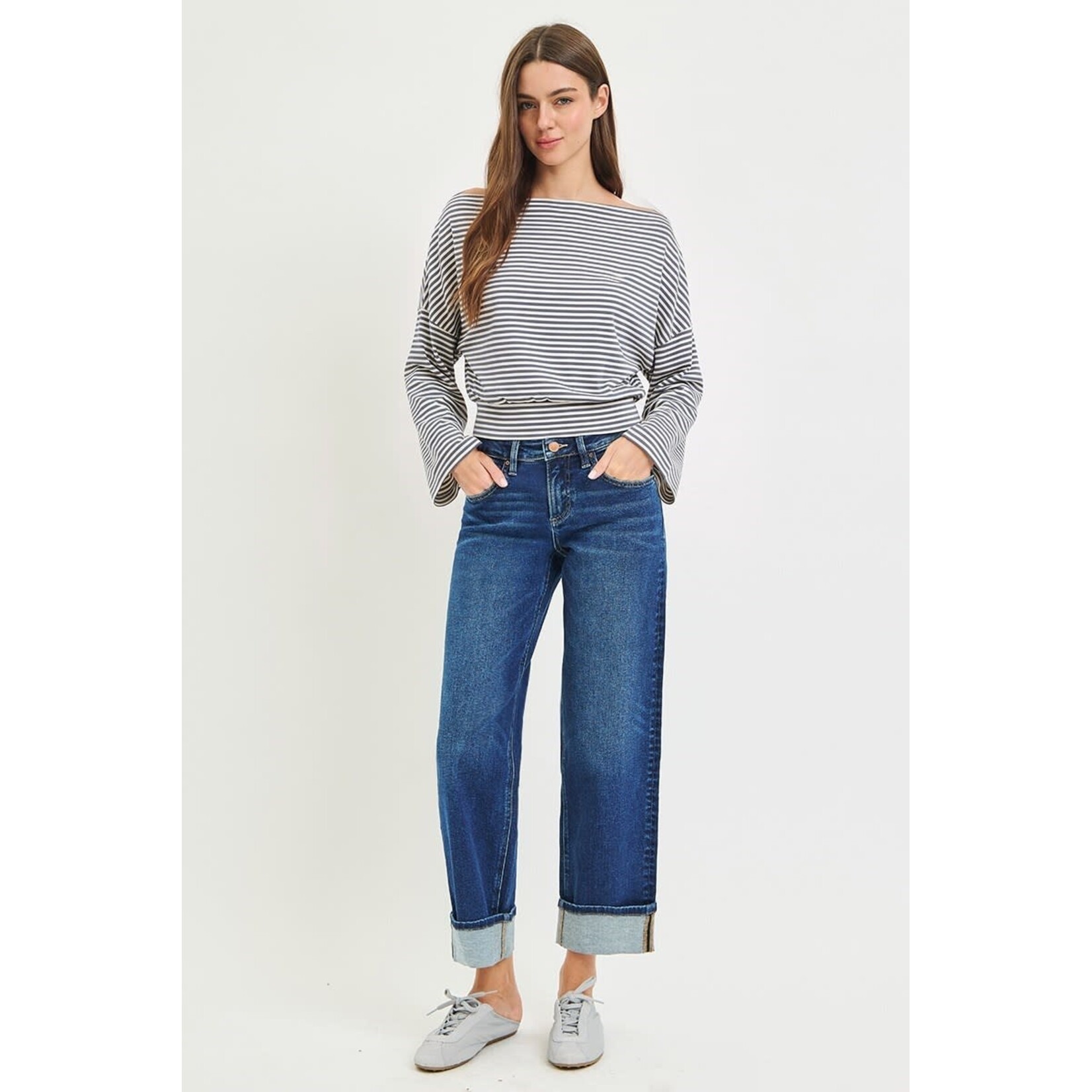 RISEN RISEN LOW RISE SLOUCHY BOYFRIEND JEANS