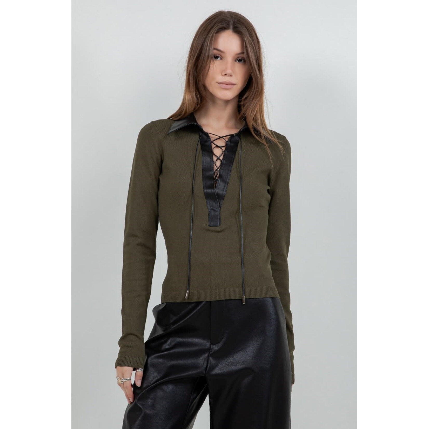 THE DAPHNE TOP