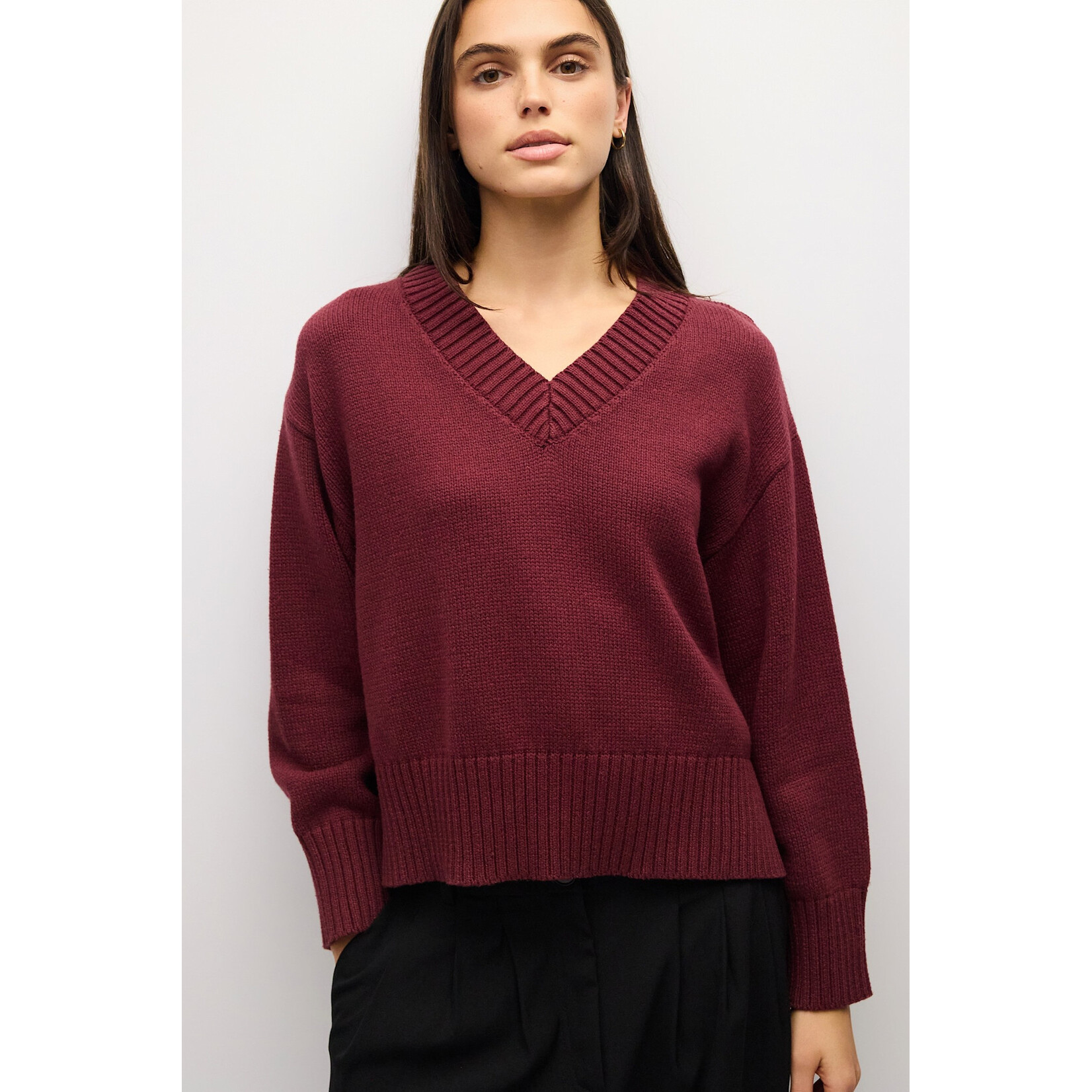AVAILABLE IN BURGUNDY AND BLACK