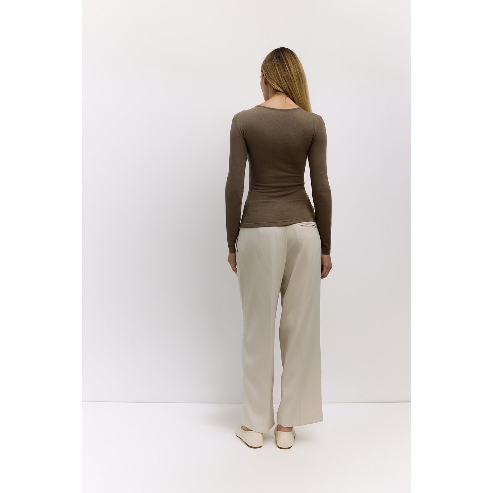 THE AMBER TOP