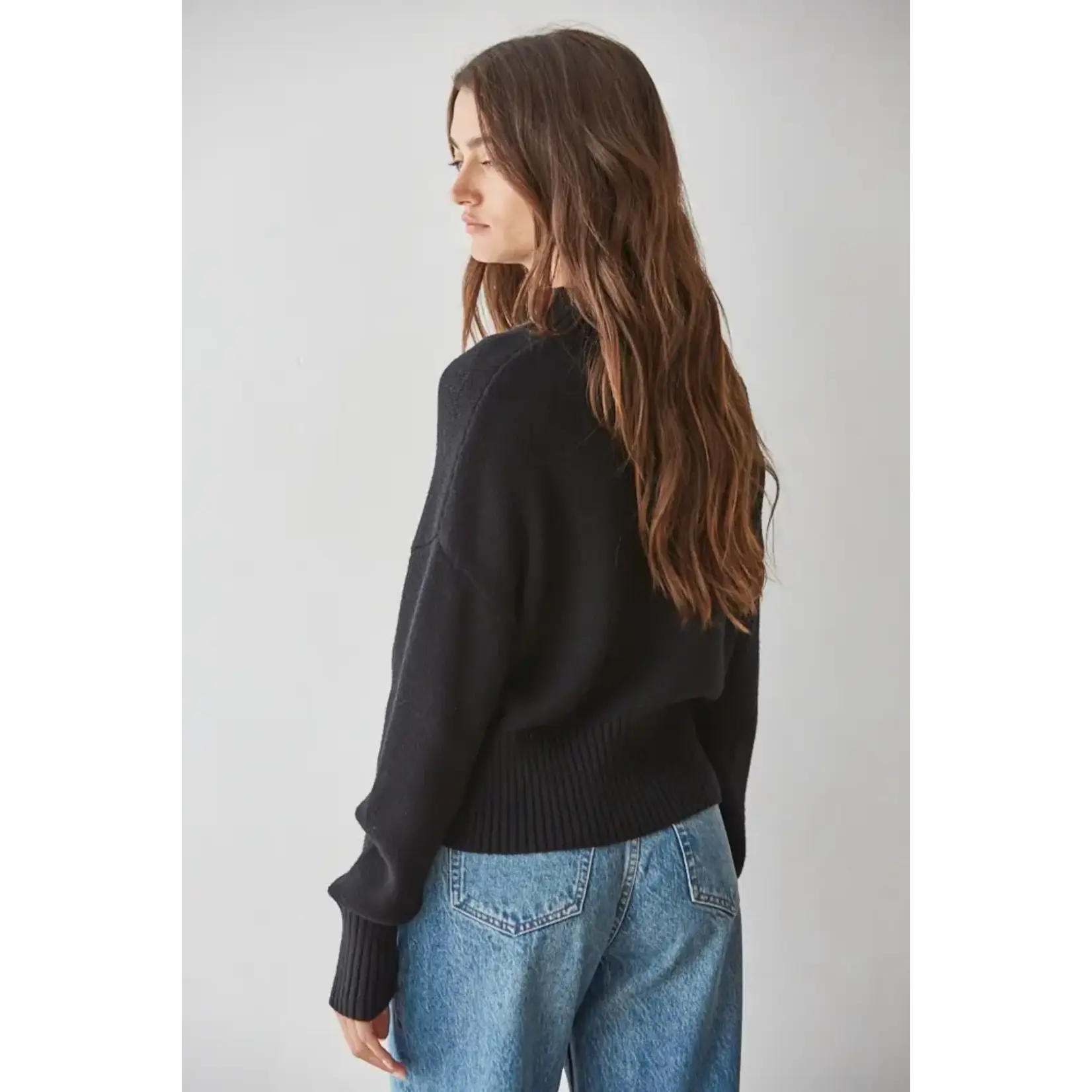 THE UPTOWN SWEATER