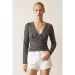THE KATIE TOP
