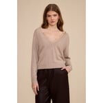 THE MARTHA TOP