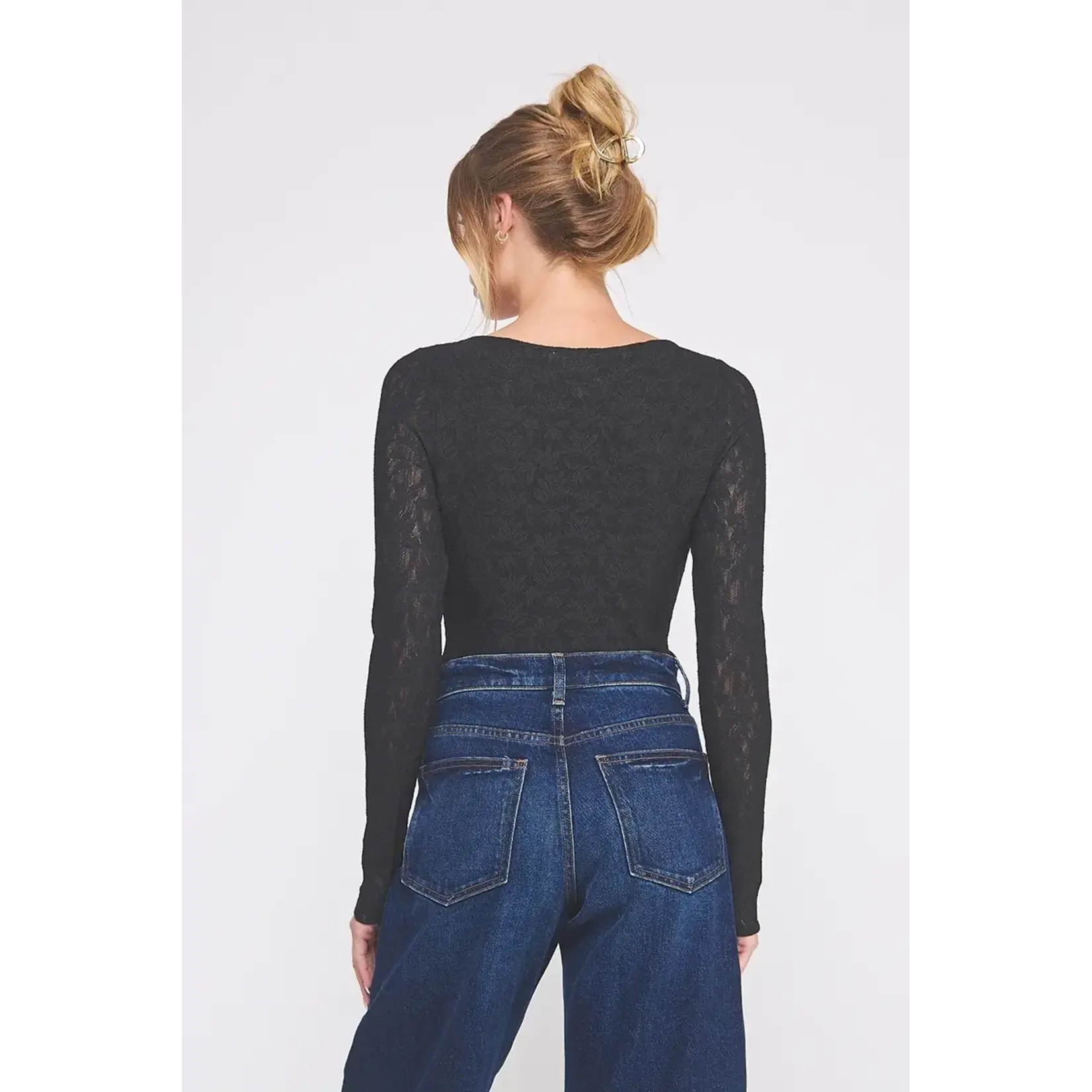 AVAILABLE IN BLACK AND DOVE GREY