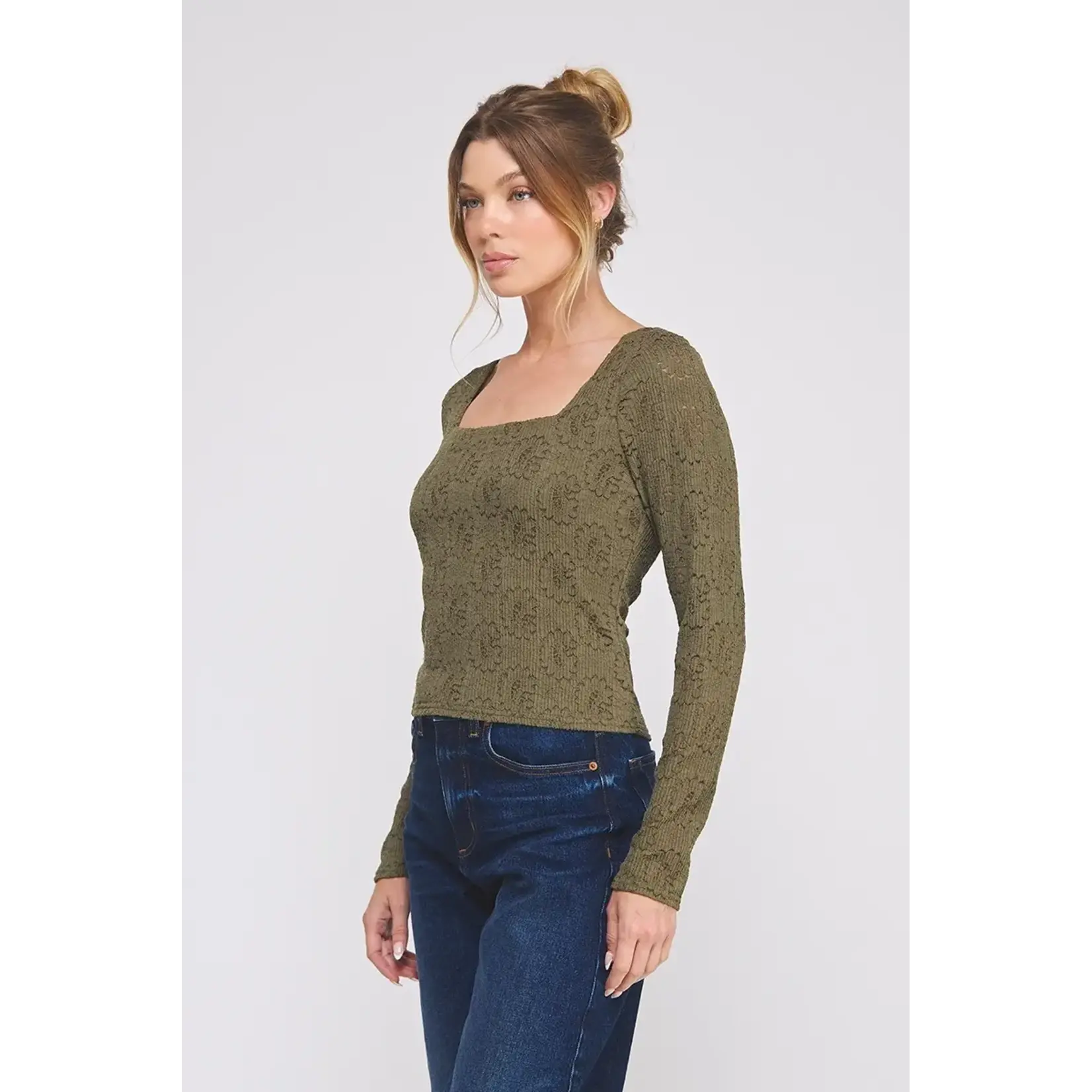 THE IVY TOP
