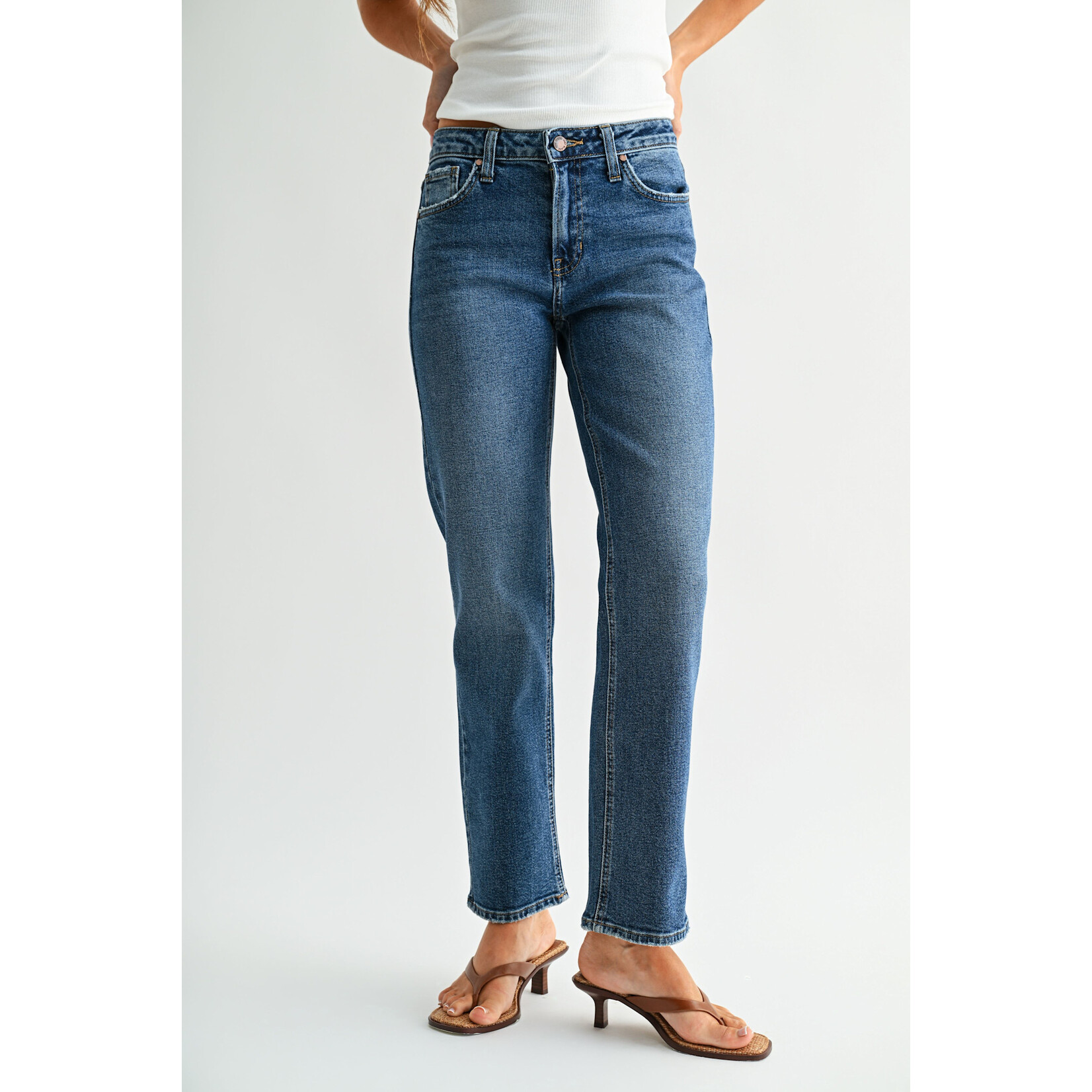 Just black denim/just usa JUST BLACK DENIM DARK WASH MID RISE STRAIGHT JEAN