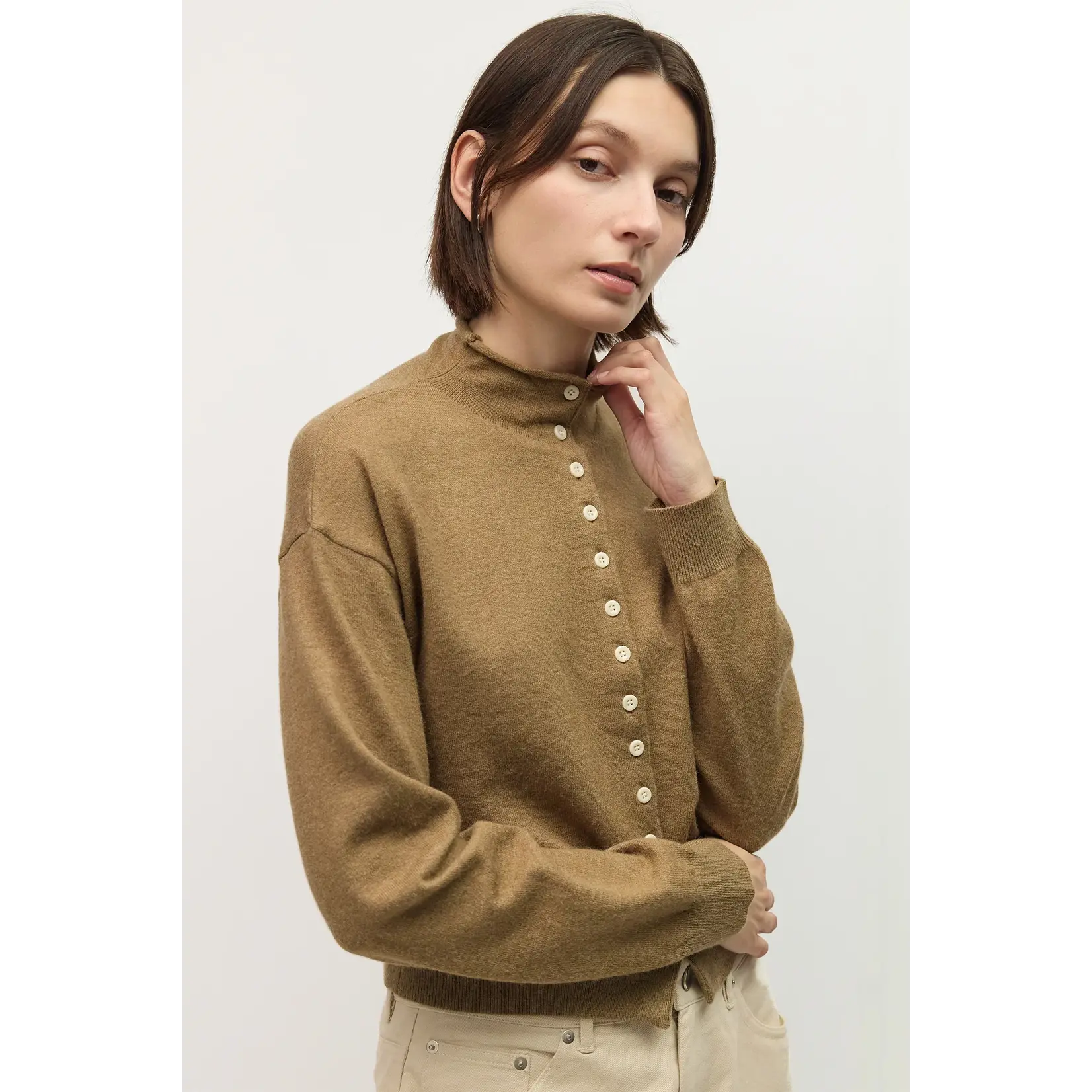 AVAILABLE IN HEATHER TAUPE AND CHARCOAL