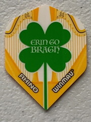 Winmau Darts Winmau Rhino Erin Go Brahn Clover Standard Dart Flights