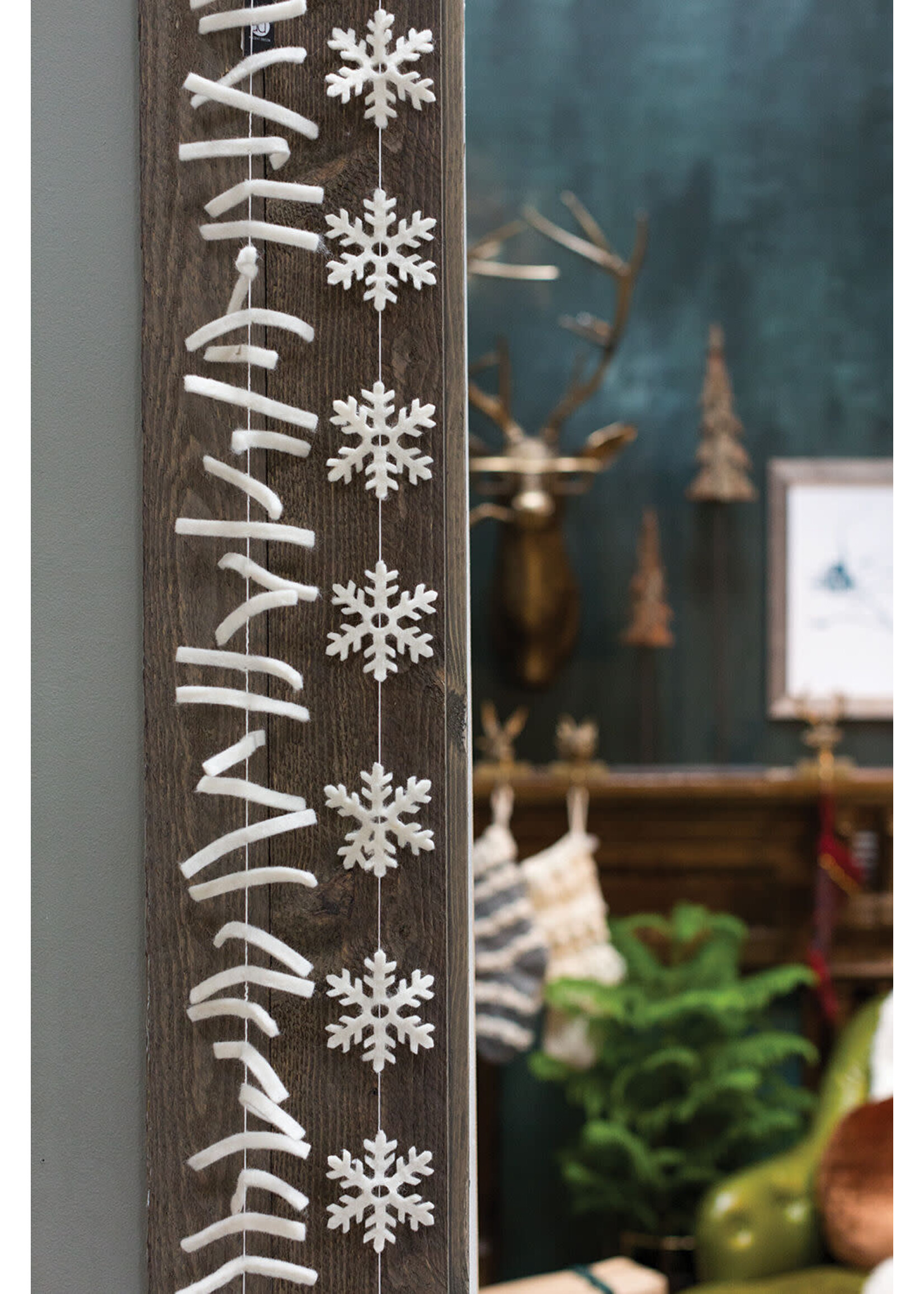 Snowy  Garland 72"