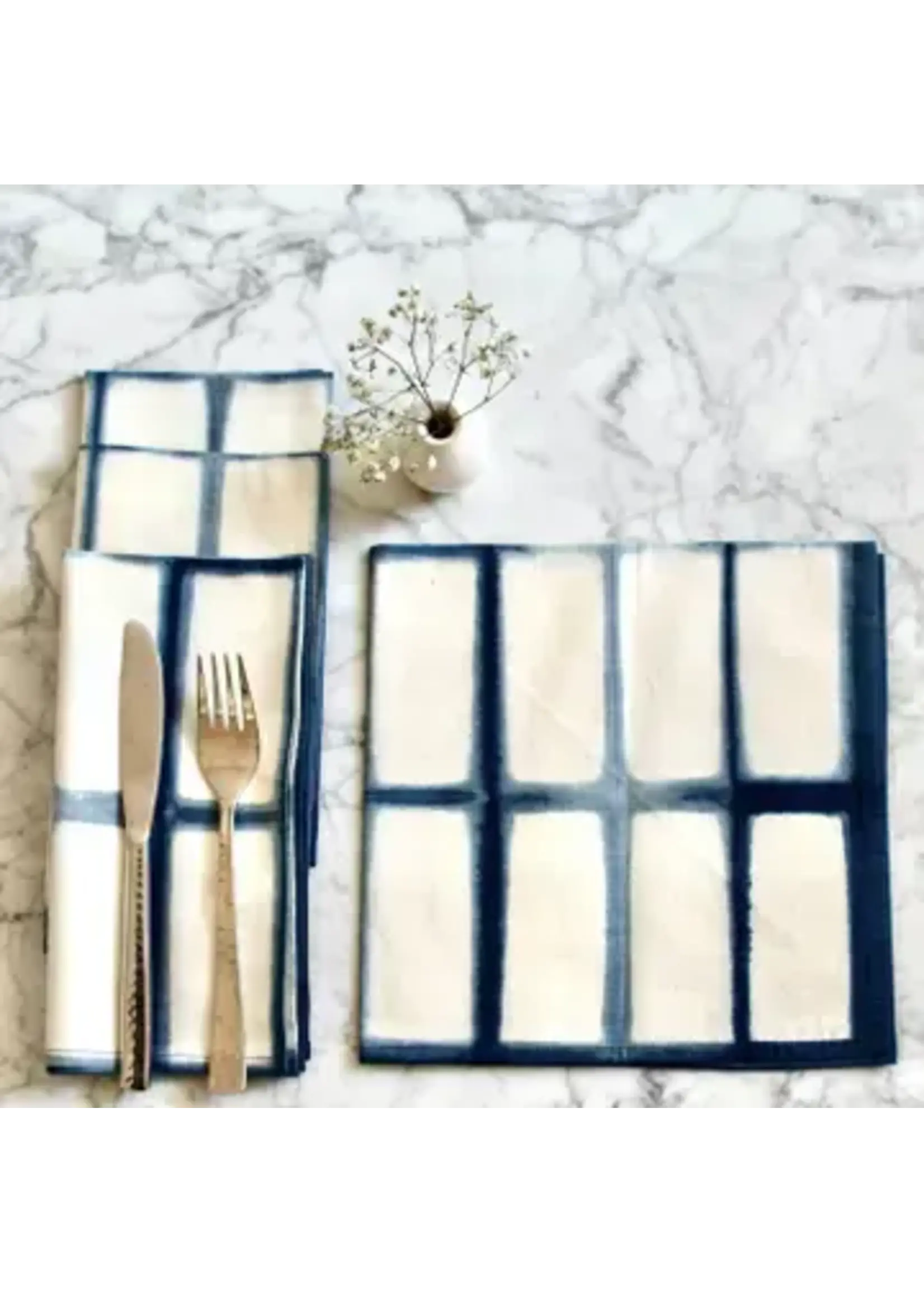 Sobremesa Indigo Blue Cotton Dinner Napkin in Rectangle Itajime, Linen (set of 4)
