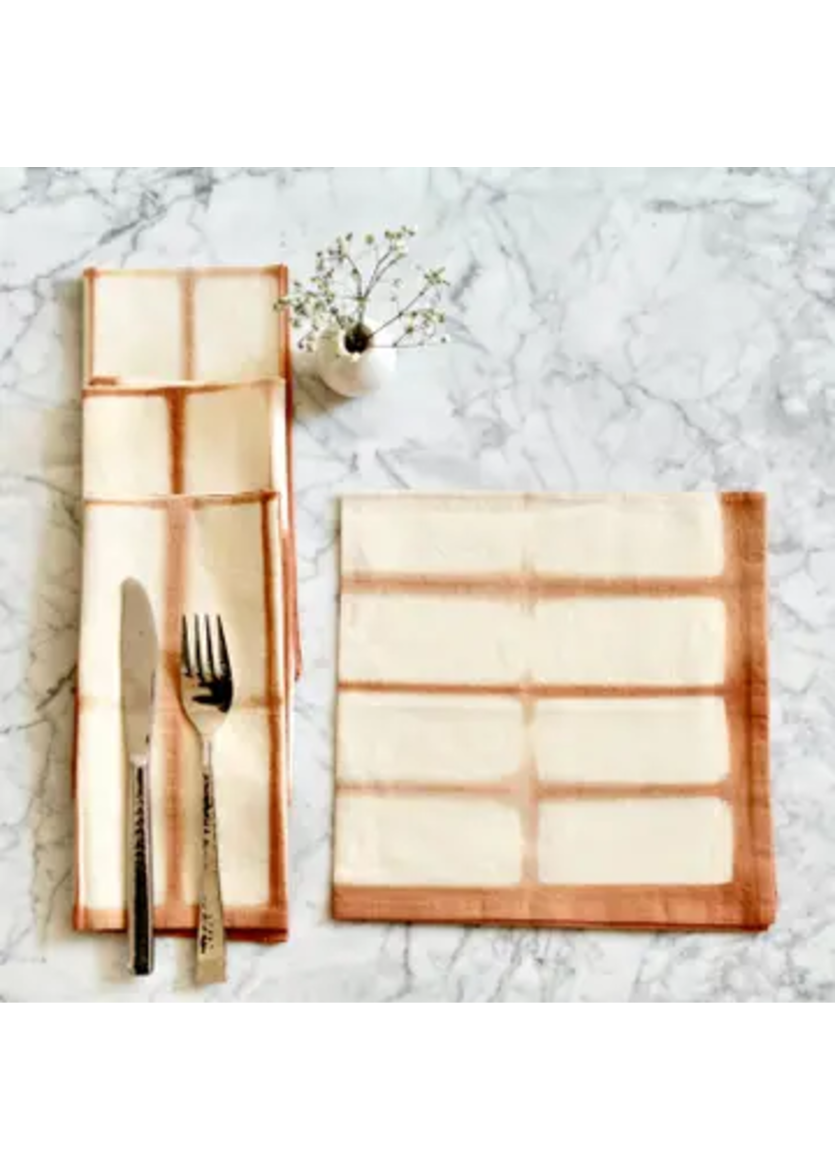 Sobremesa Amber Cotton Dinner Napkin in Rectangle Itajime, Table Linen (set of 4)